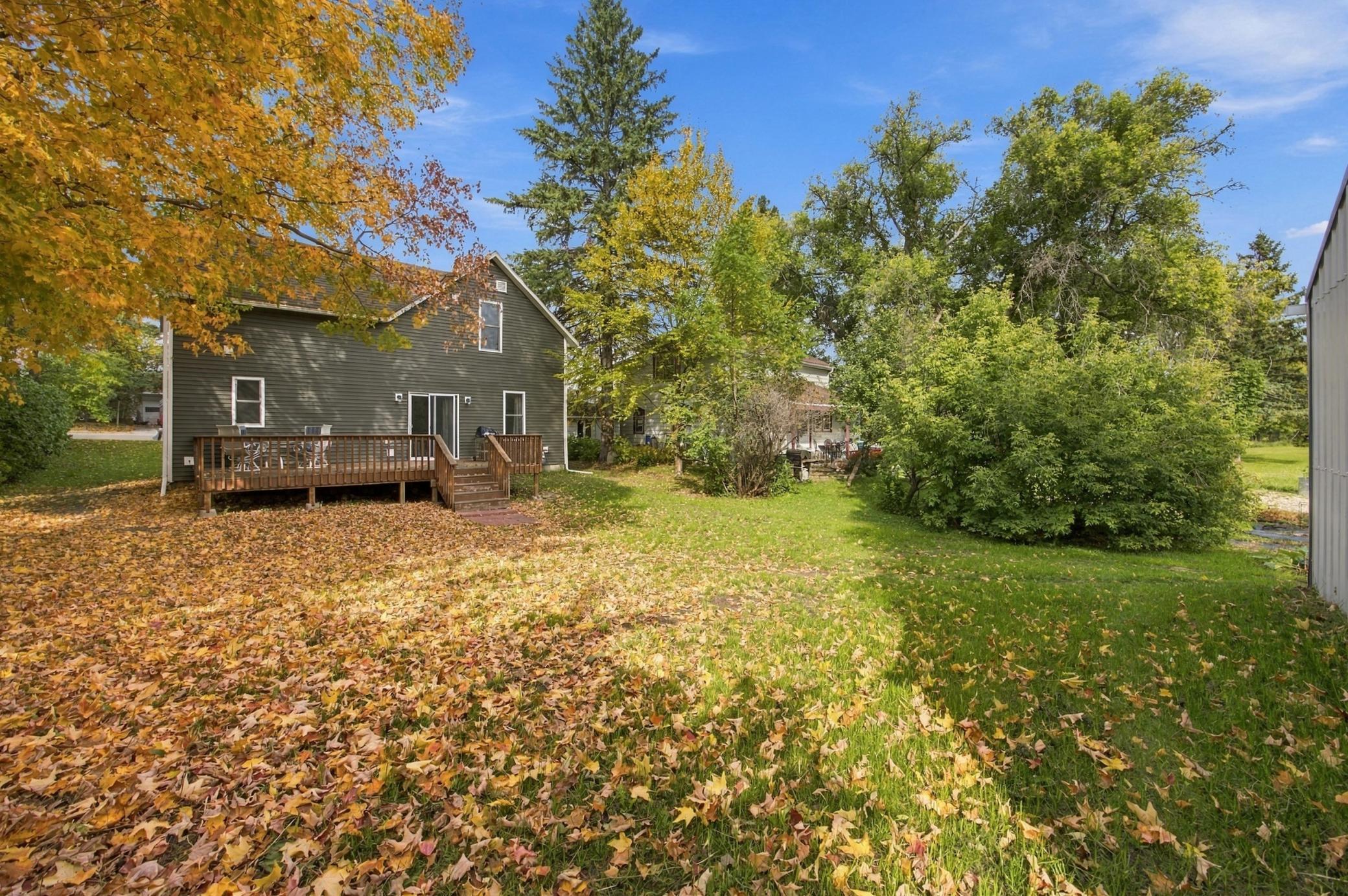 1911 single family home for sale at 101 E Linden Street in Vergas, MN — 3 bed, 2 bath (photo 24 of 27)