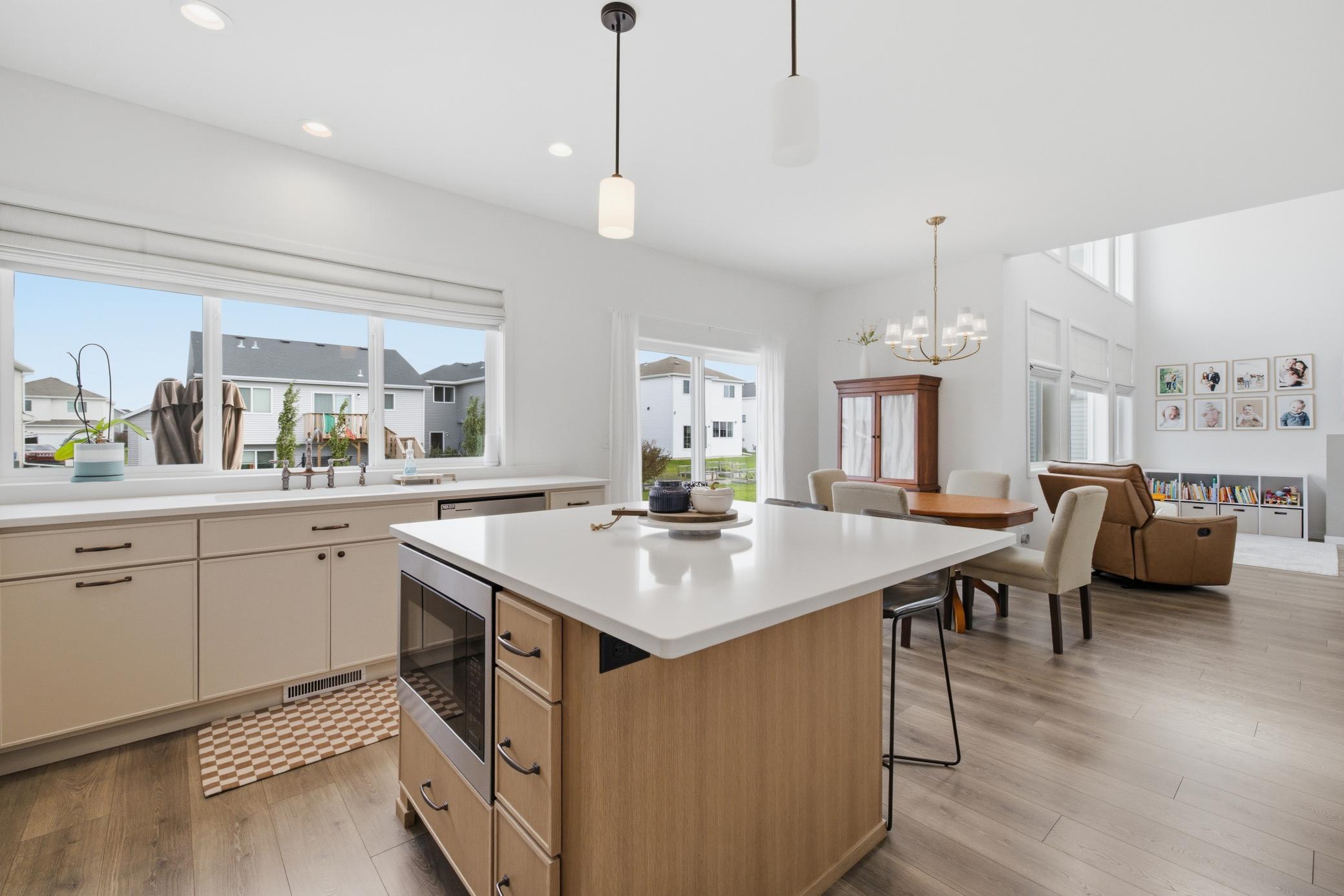 2022 single family home for sale at 7328 Aquiline Drive S in Fargo, ND — 3 bed, 3 bath (photo 12 of 64)