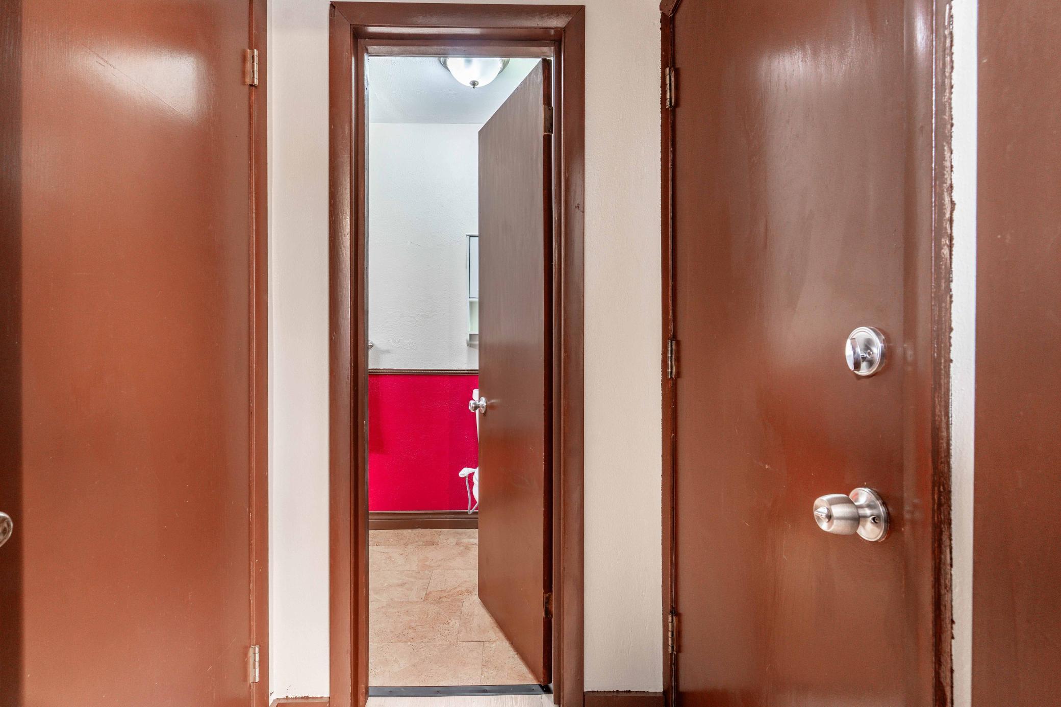 1959 single family home for sale at 904 N Rosemary Avenue in Fergus Falls, MN — 3 bed, 2 bath (photo 37 of 71)