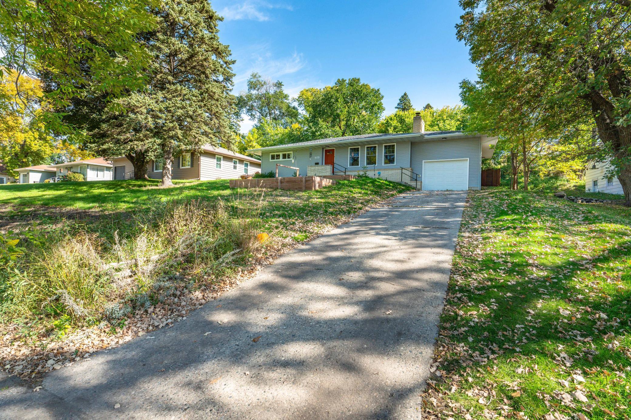 1959 single family home for sale at 904 N Rosemary Avenue in Fergus Falls, MN — 3 bed, 2 bath (photo 62 of 71)