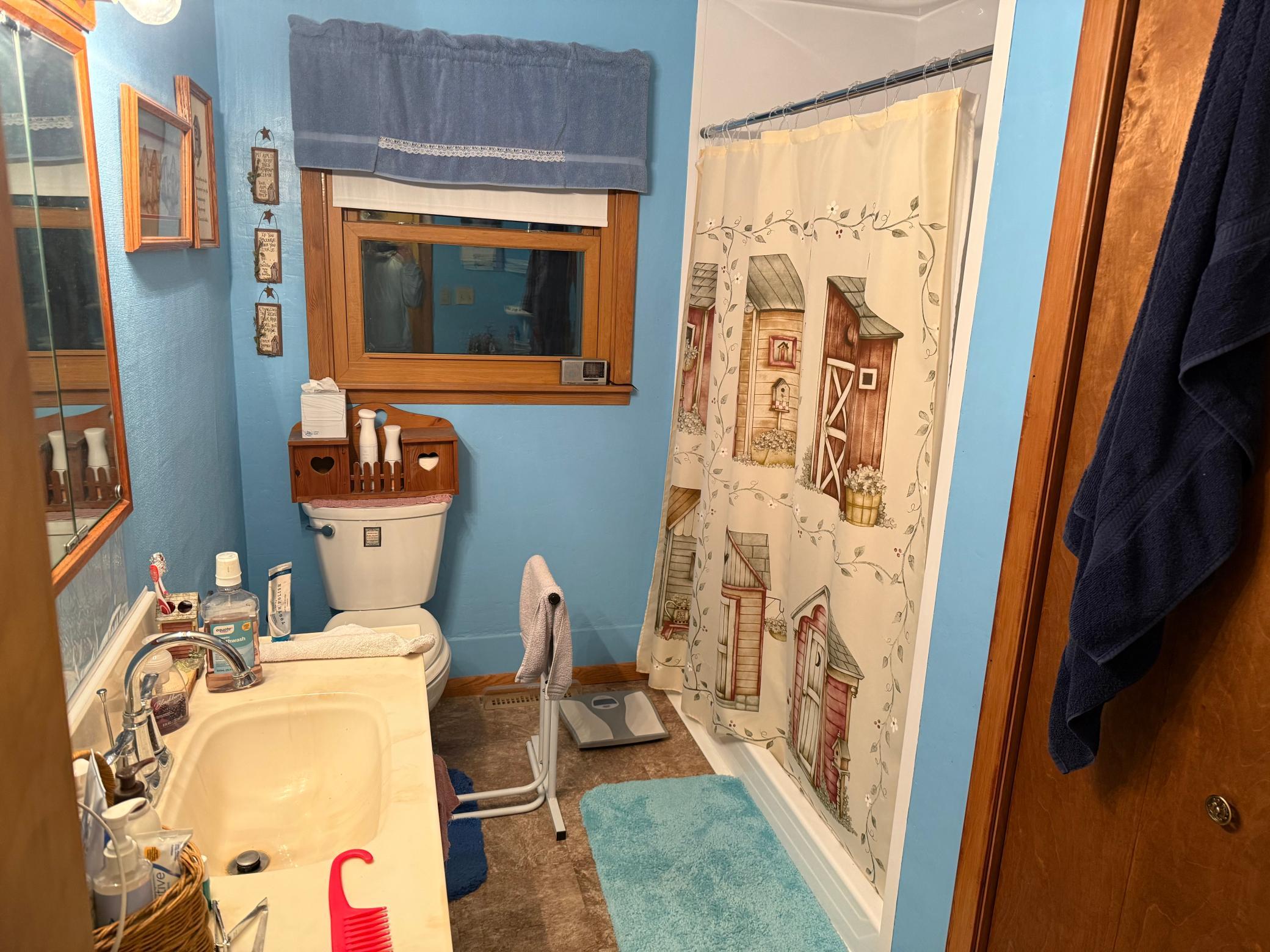 1958 single family home for sale at 7845 County Road 25 in Mooreton, ND — 3 bed, 1 bath (photo 15 of 24)