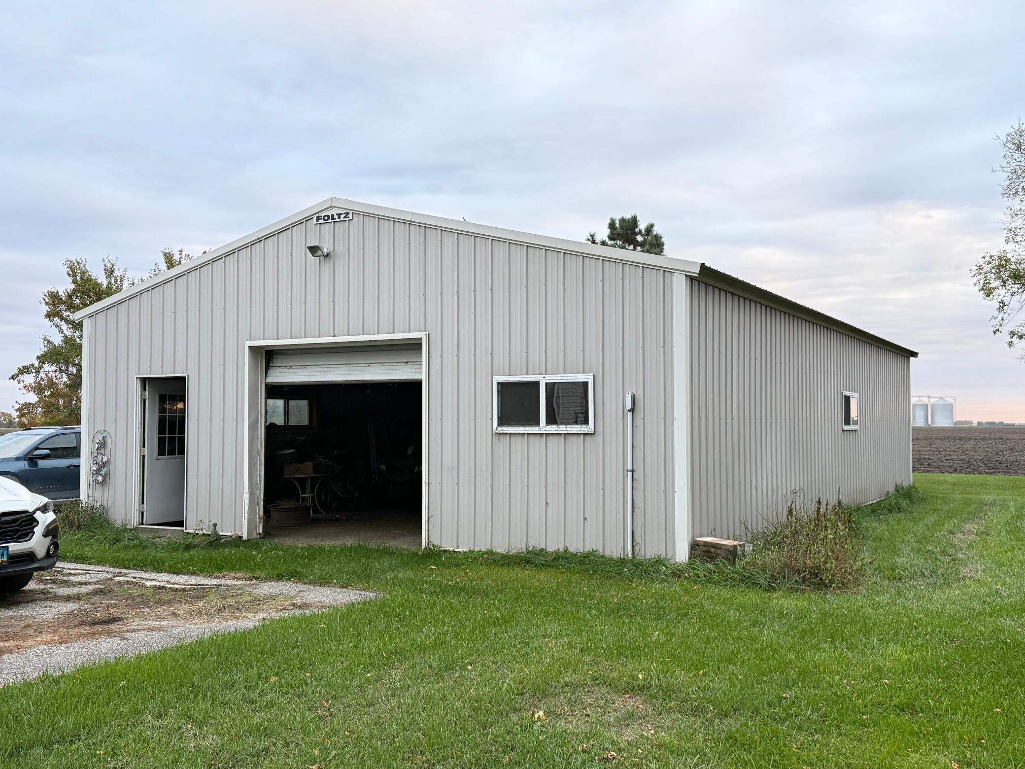 1958 single family home for sale at 7845 County Road 25 in Mooreton, ND — 3 bed, 1 bath (photo 5 of 24)