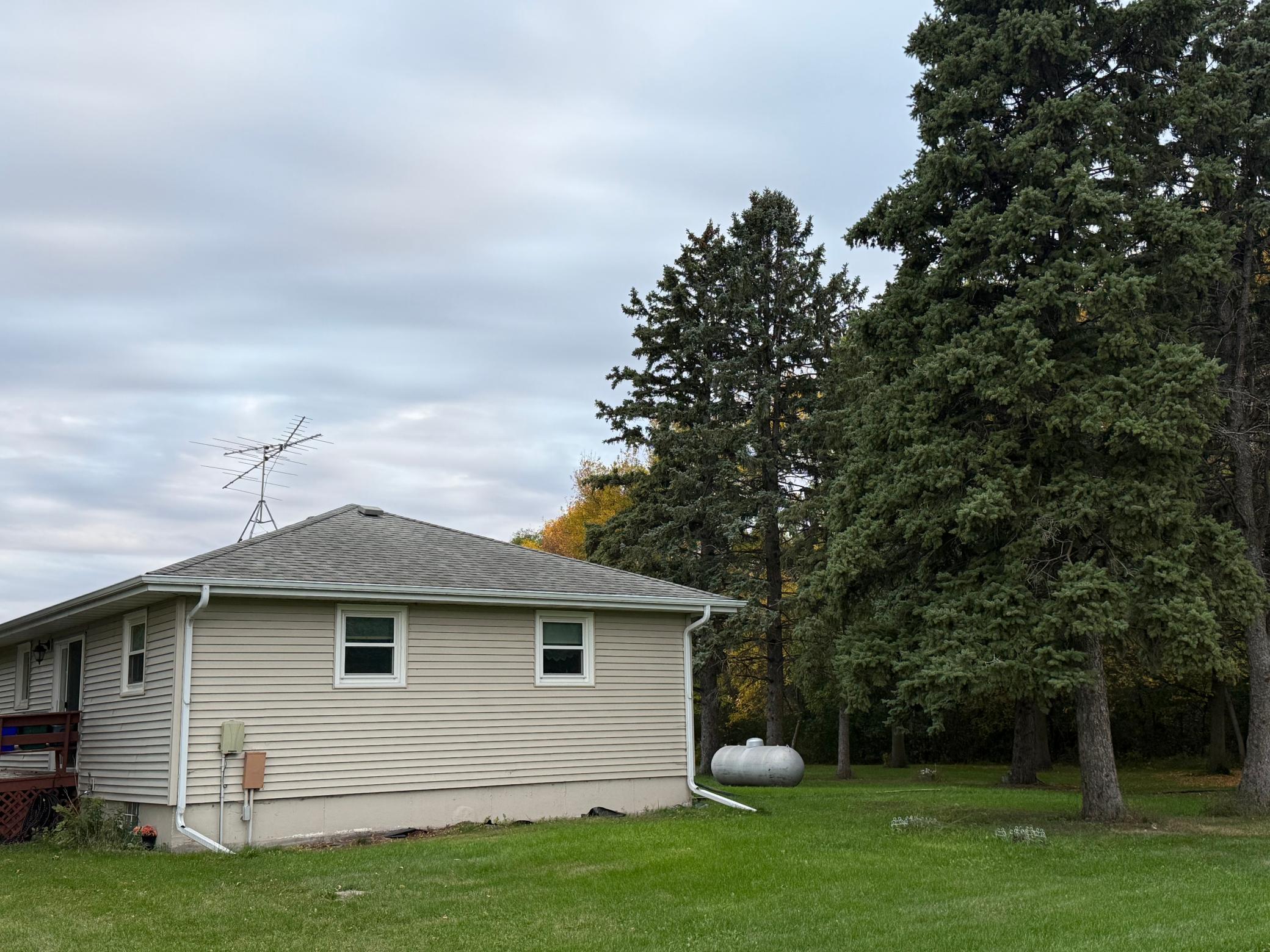 1958 single family home for sale at 7845 County Road 25 in Mooreton, ND — 3 bed, 1 bath (photo 8 of 24)