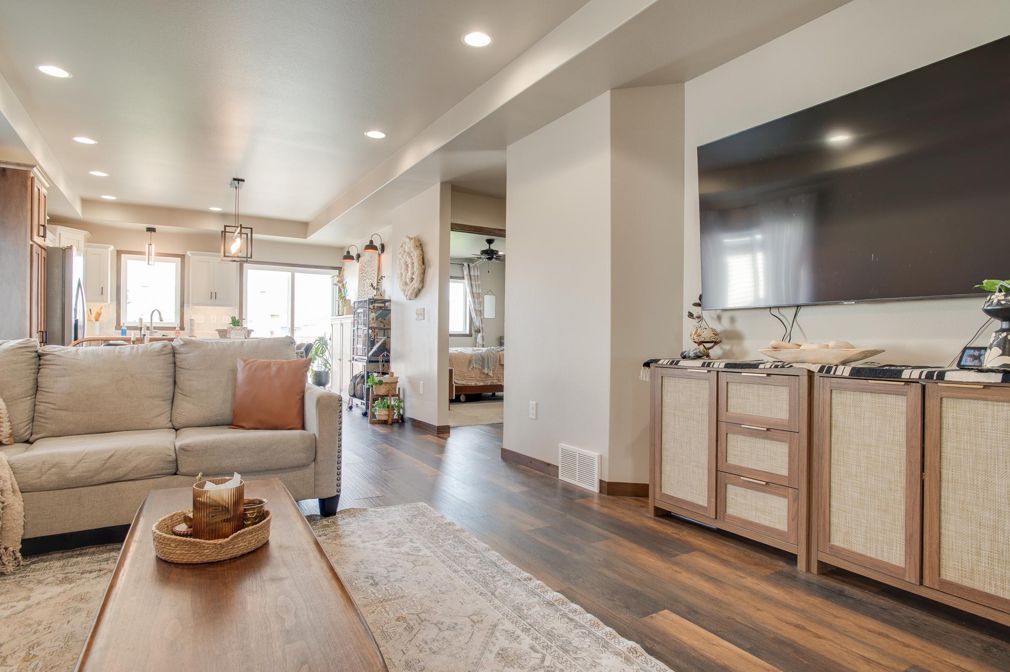 2021 single family home for sale at 4538 17th Street S in Moorhead, MN — 4 bed, 2 bath (photo 11 of 56)