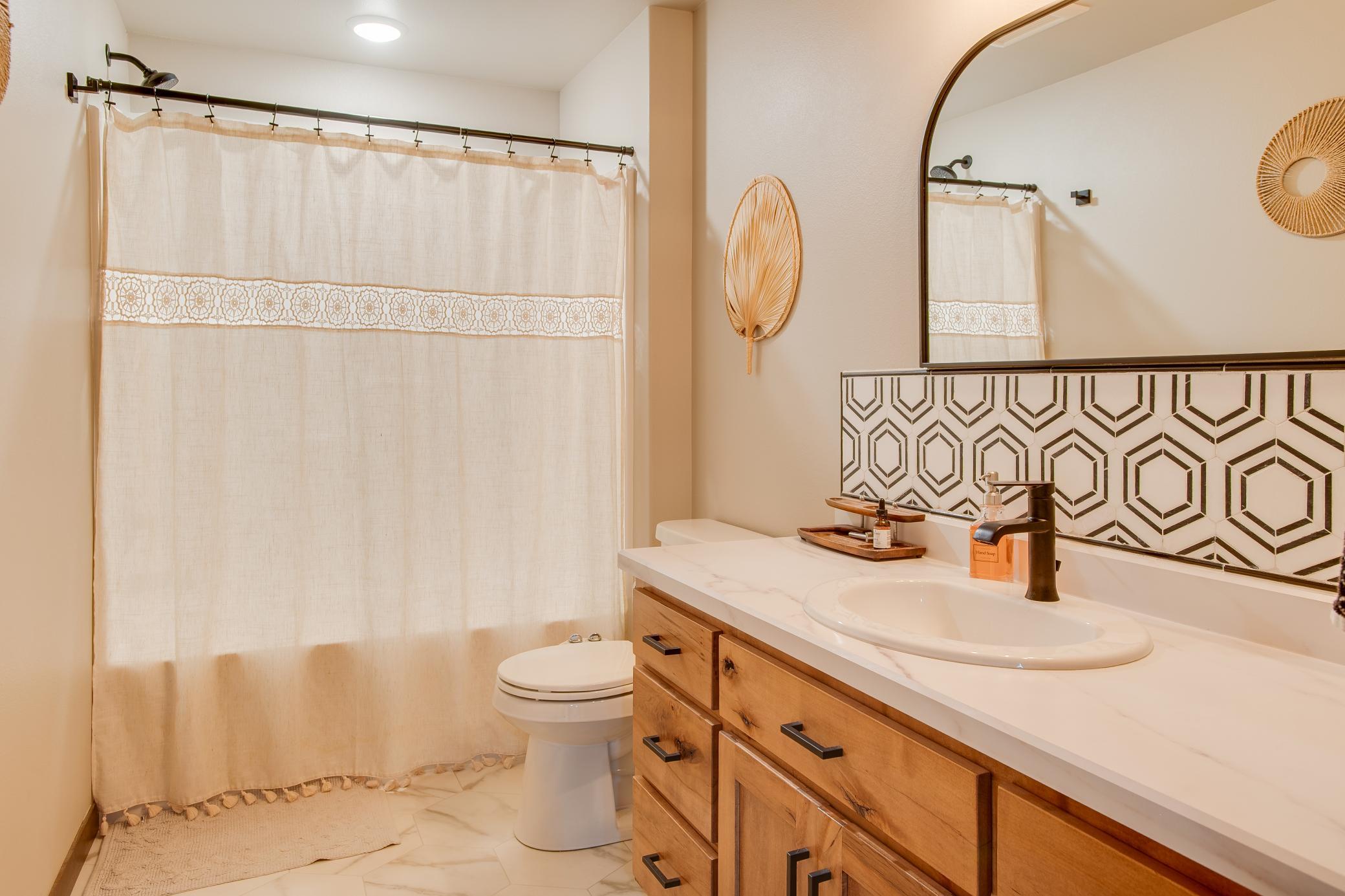 2021 single family home for sale at 4538 17th Street S in Moorhead, MN — 4 bed, 2 bath (photo 40 of 56)