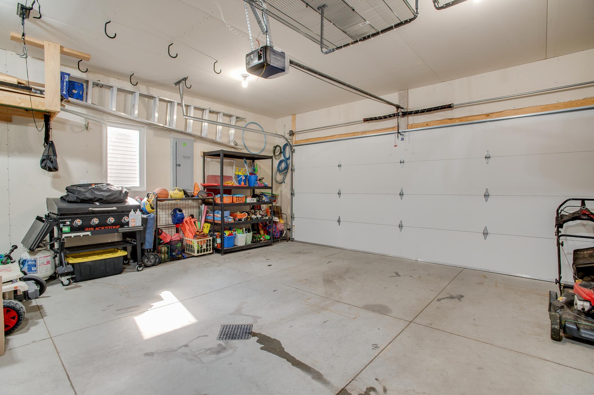 2021 single family home for sale at 4538 17th Street S in Moorhead, MN — 4 bed, 2 bath (photo 49 of 56)