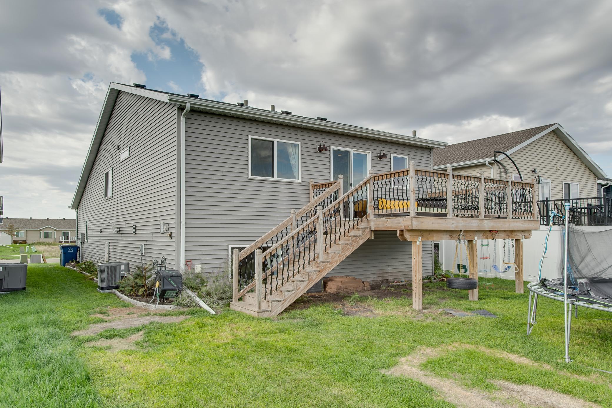 2021 single family home for sale at 4538 17th Street S in Moorhead, MN — 4 bed, 2 bath (photo 53 of 56)