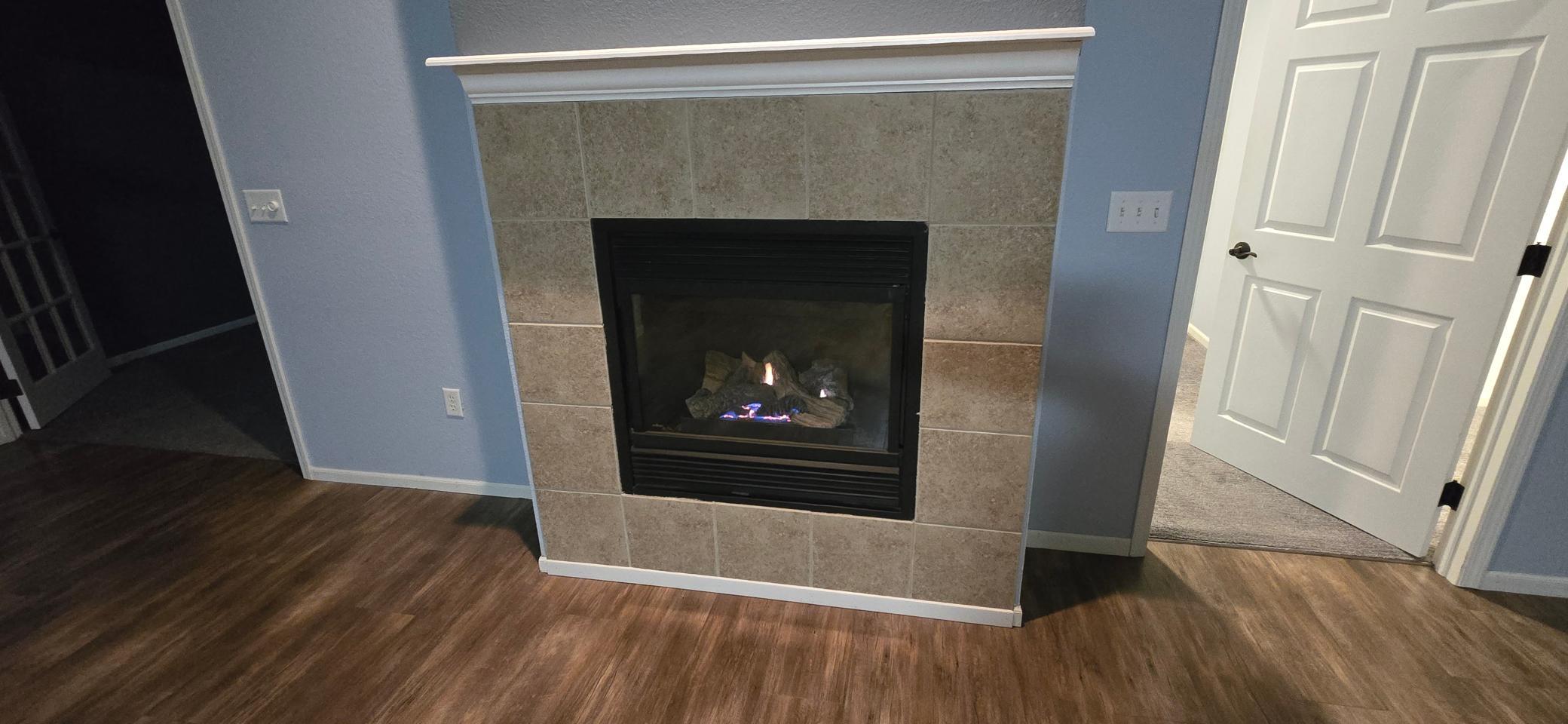 2005 townhouse for sale at 1473 Belsly Boulevard in Moorhead, MN — 2 bed, 2 bath (photo 14 of 29)