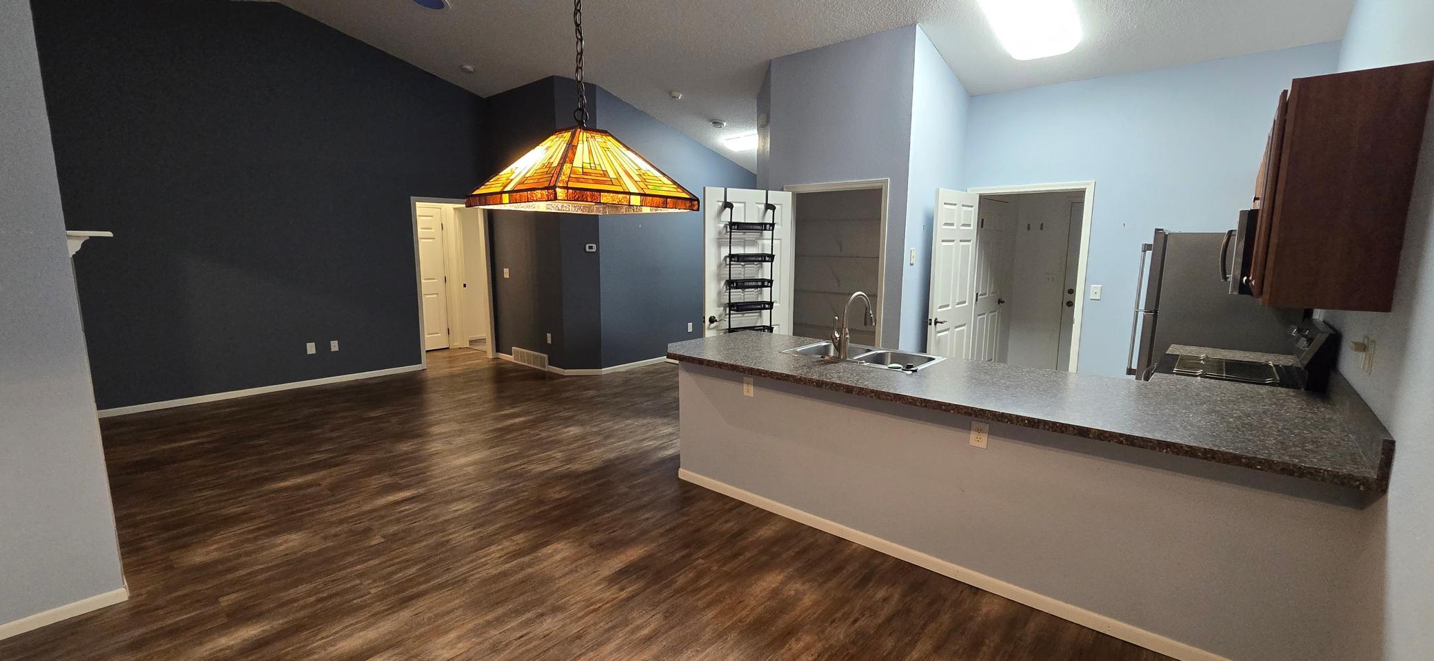 2005 townhouse for sale at 1473 Belsly Boulevard in Moorhead, MN — 2 bed, 2 bath (photo 10 of 29)