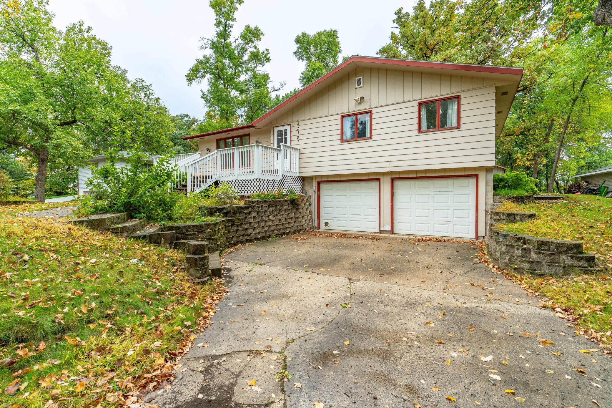 1987 single family home for sale at 42107 Bur Oak Hills Loop in Pelican Rapids, MN — 3 bed, 2 bath (photo 2 of 62)