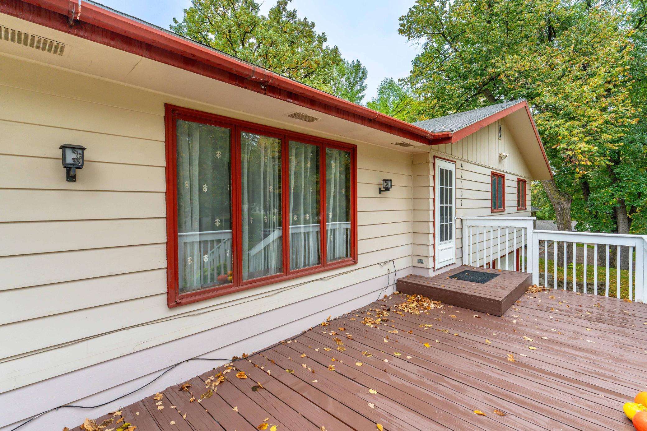 1987 single family home for sale at 42107 Bur Oak Hills Loop in Pelican Rapids, MN — 3 bed, 2 bath (photo 11 of 62)