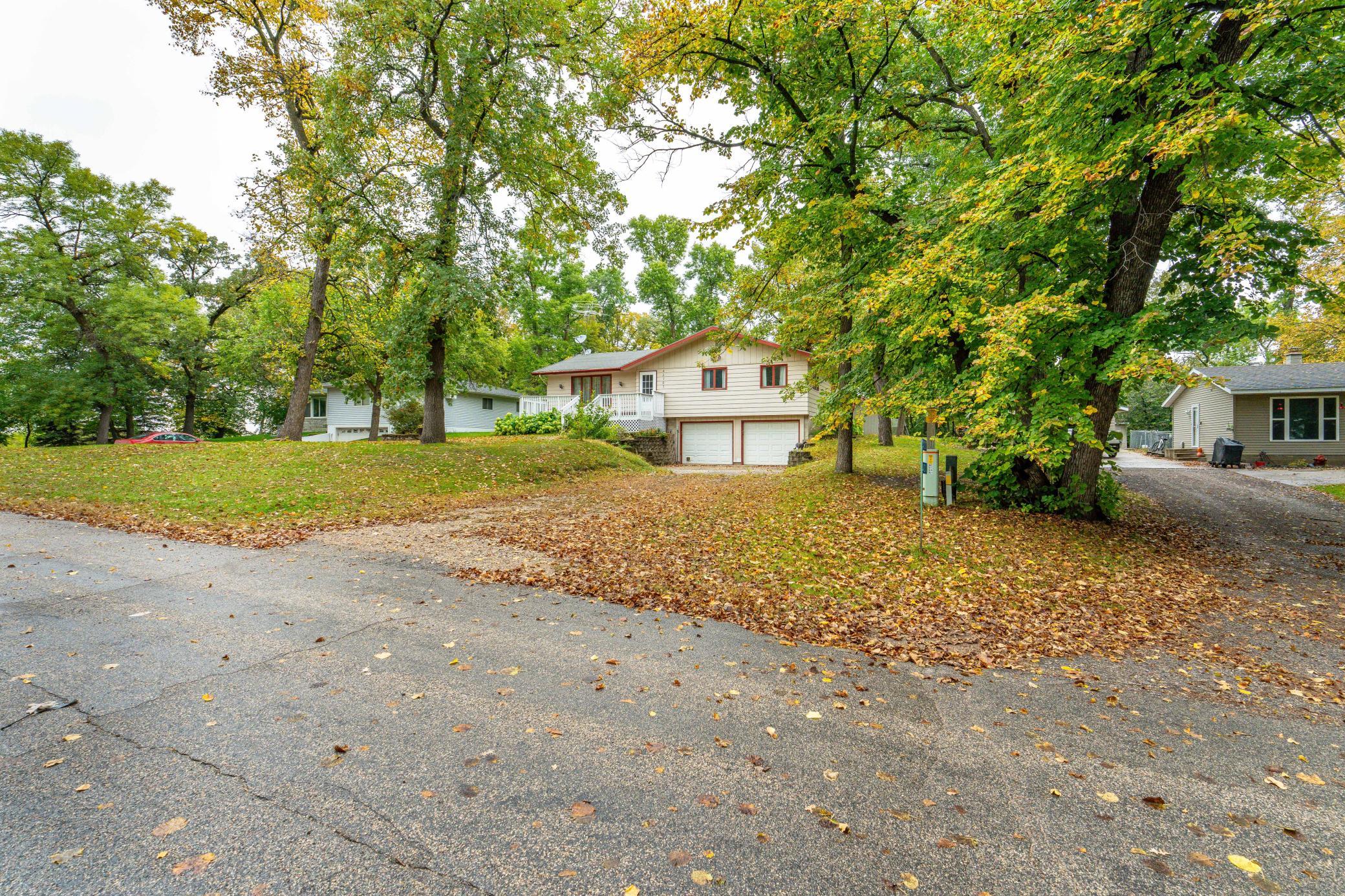 1987 single family home for sale at 42107 Bur Oak Hills Loop in Pelican Rapids, MN — 3 bed, 2 bath (photo 26 of 62)