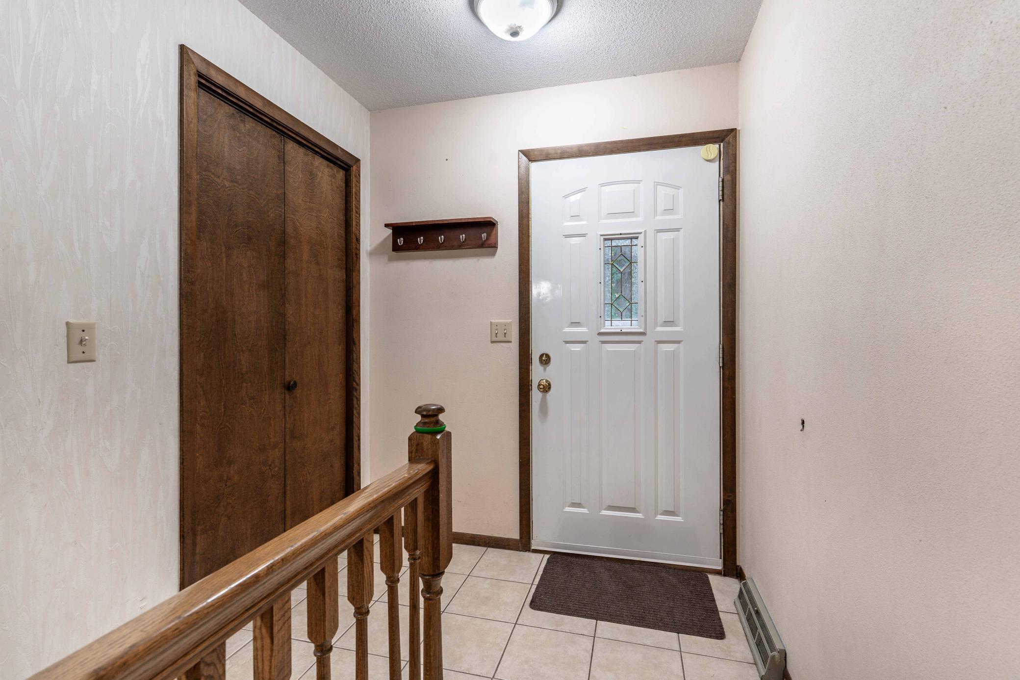 1987 single family home for sale at 42107 Bur Oak Hills Loop in Pelican Rapids, MN — 3 bed, 2 bath (photo 27 of 62)