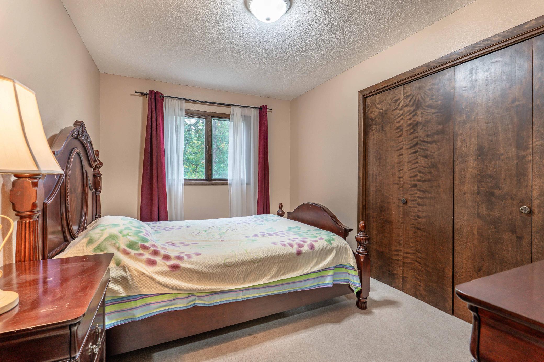 1987 single family home for sale at 42107 Bur Oak Hills Loop in Pelican Rapids, MN — 3 bed, 2 bath (photo 44 of 62)