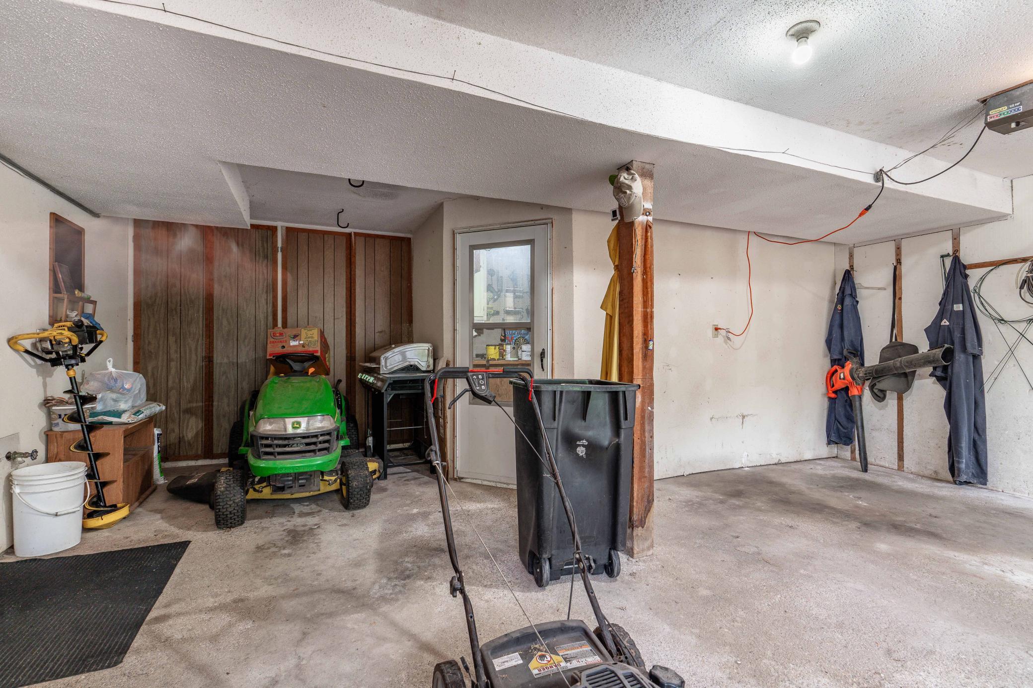 1987 single family home for sale at 42107 Bur Oak Hills Loop in Pelican Rapids, MN — 3 bed, 2 bath (photo 59 of 62)