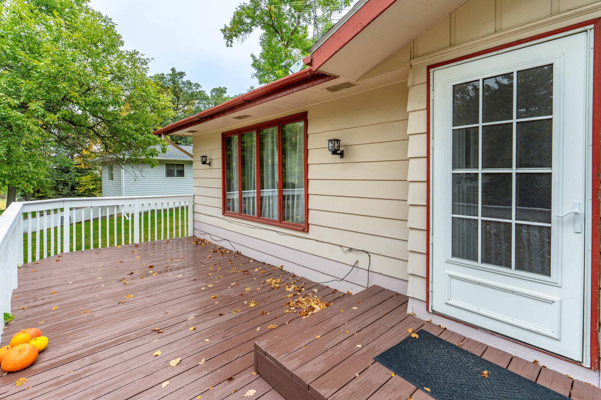 1987 single family home for sale at 42107 Bur Oak Hills Loop in Pelican Rapids, MN — 3 bed, 2 bath (photo 10 of 62)
