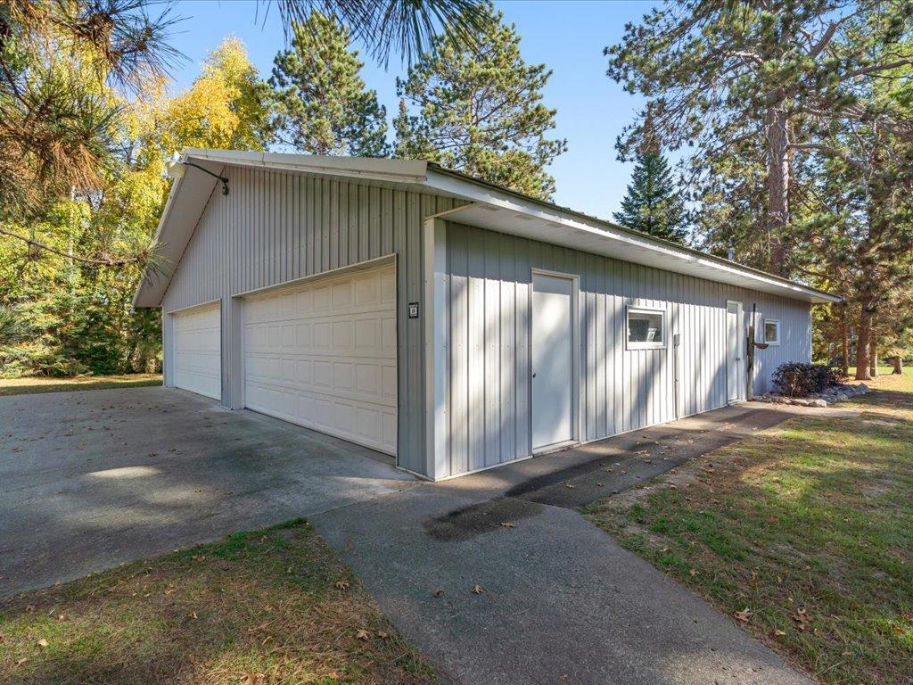 1993 single family home for sale at 33618 Old 371 in Pequot Lakes, MN — 3 bed, 4 bath (photo 4 of 78)