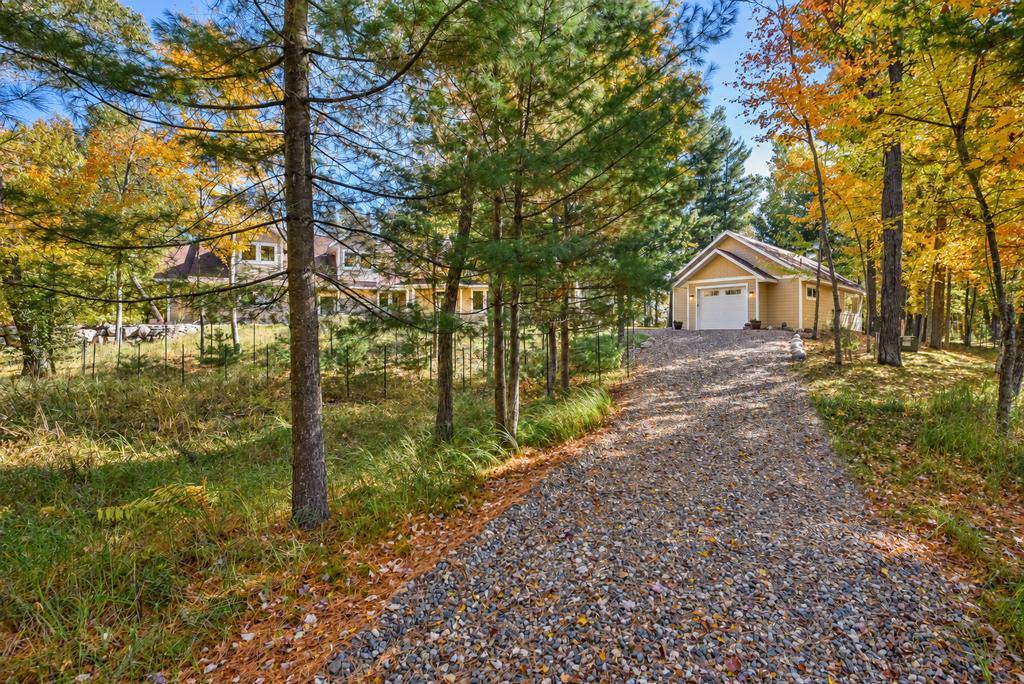 2017 single family home for sale at 7772 Lost Lake Road in Lake Shore, MN — 4 bed, 3 bath (photo 23 of 50)