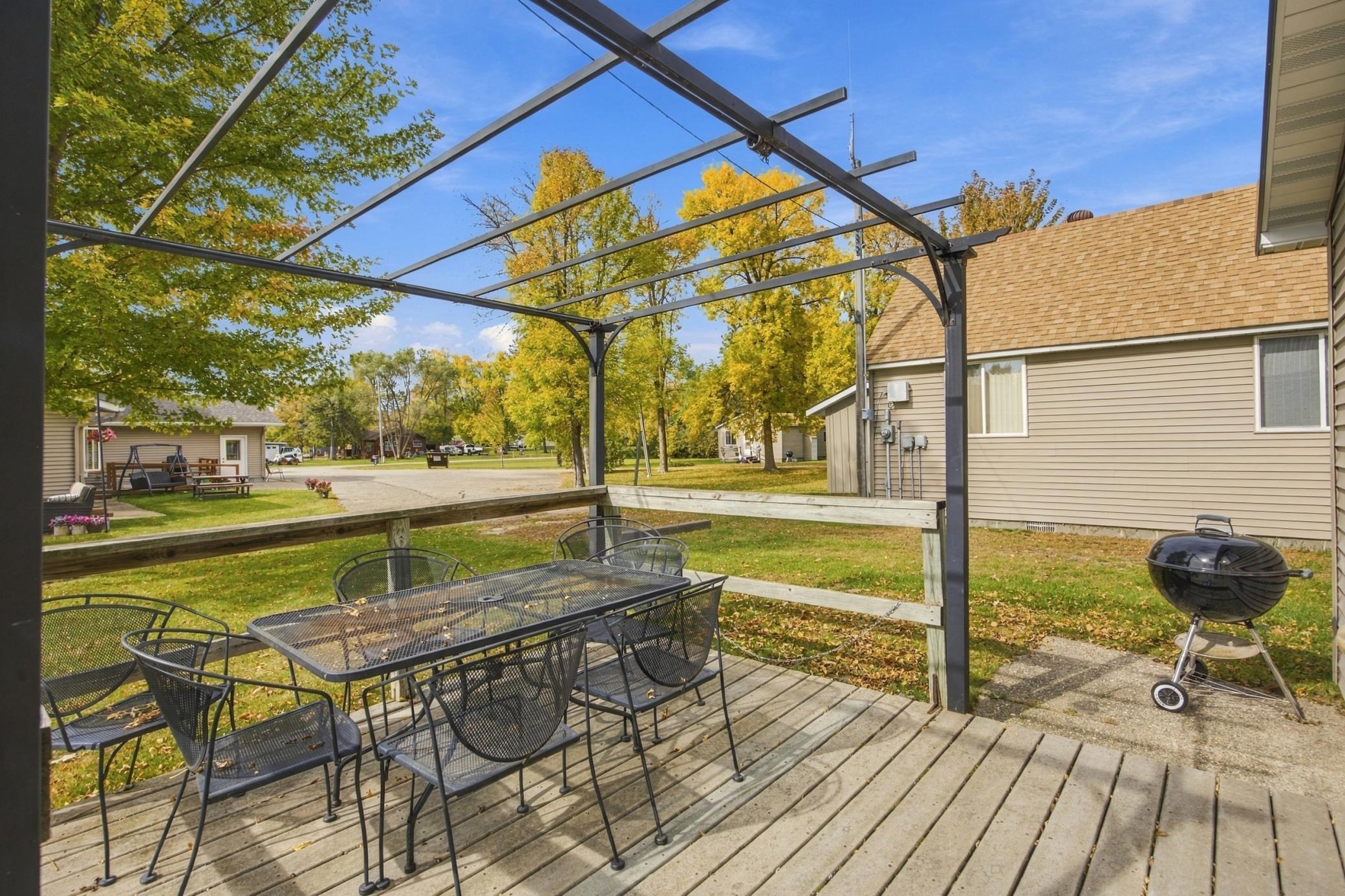 1950 single family home for sale at 35686 Rush Lake Loop, Unit 13 in Ottertail, MN — 4 bed, 2 bath (photo 12 of 39)