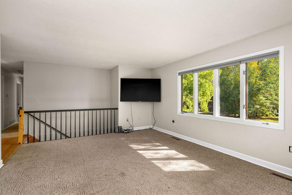 1978 single family home for sale at 1303 SW 6th Street in Grand Rapids, MN — 3 bed, 2 bath (photo 14 of 36)