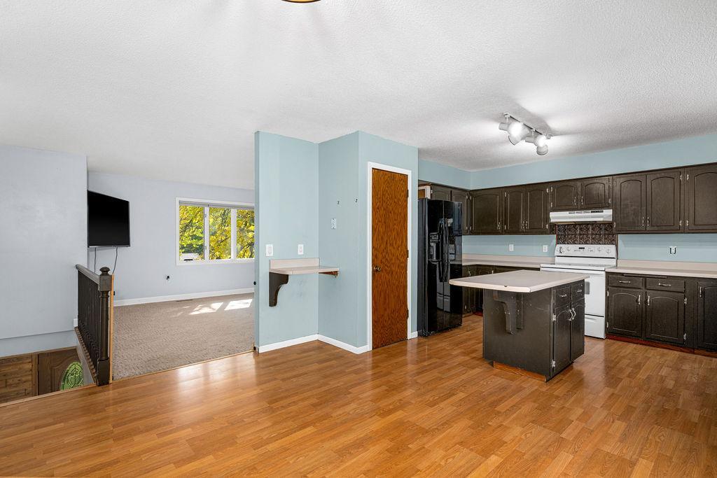 1978 single family home for sale at 1303 SW 6th Street in Grand Rapids, MN — 3 bed, 2 bath (photo 17 of 36)