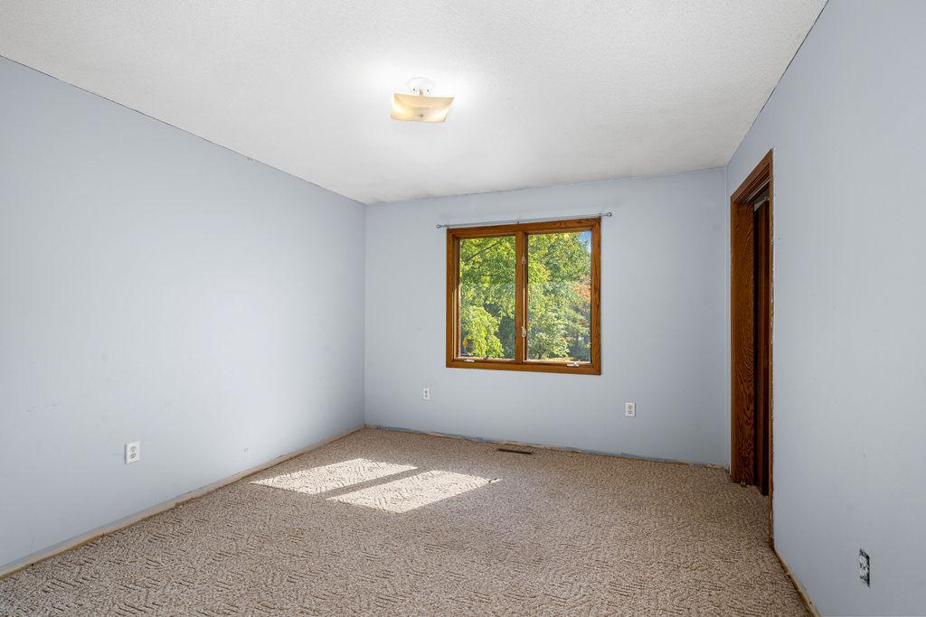 1978 single family home for sale at 1303 SW 6th Street in Grand Rapids, MN — 3 bed, 2 bath (photo 24 of 36)