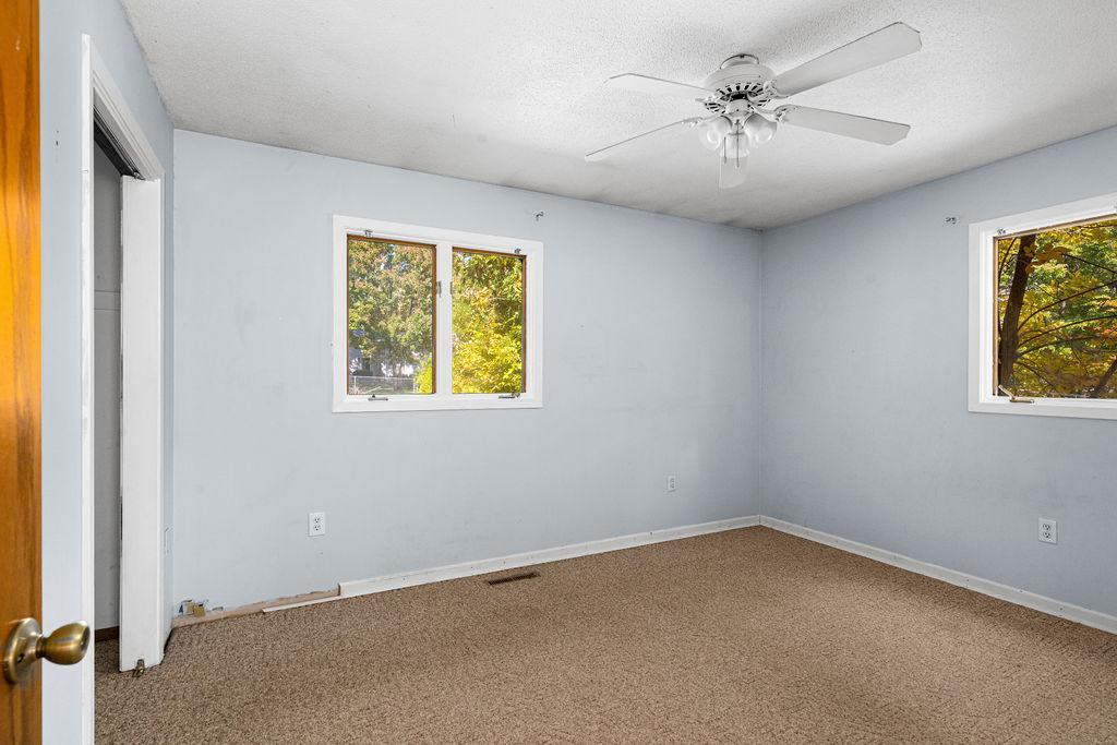 1978 single family home for sale at 1303 SW 6th Street in Grand Rapids, MN — 3 bed, 2 bath (photo 26 of 36)