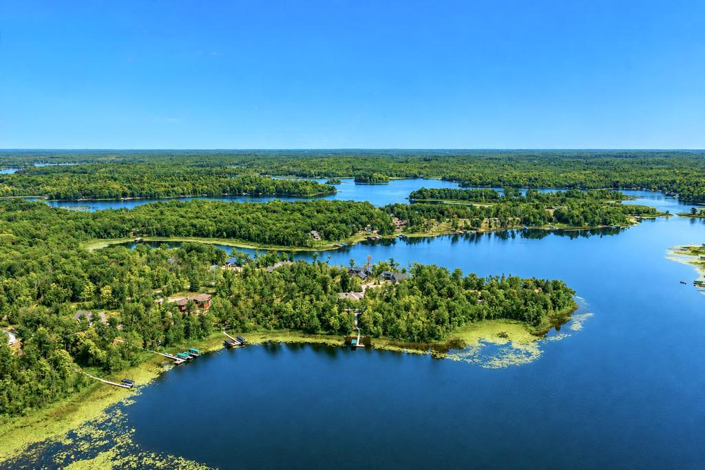 2007 single family home for sale at 27473 Vision Drive in Aitkin, MN — 4 bed, 4 bath (photo 32 of 47)