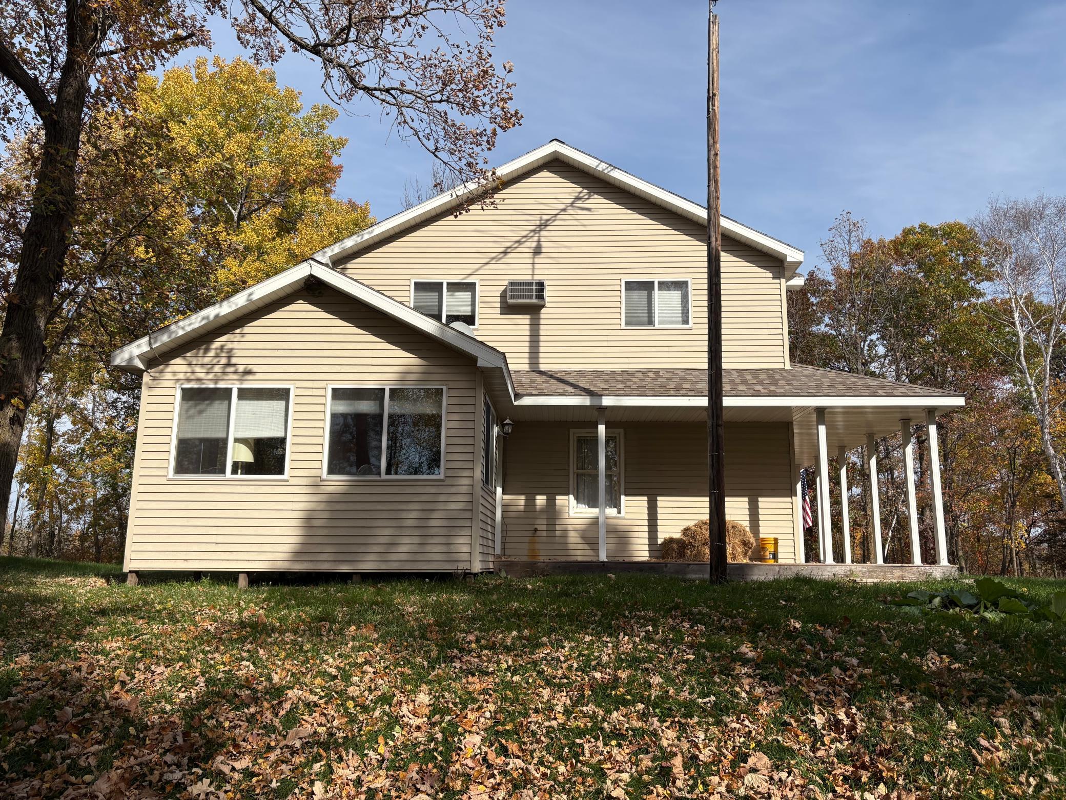 1994 single family home for sale at 23671 State Highway 47 in Aitkin, MN — 4 bed, 2 bath (photo 5 of 58)