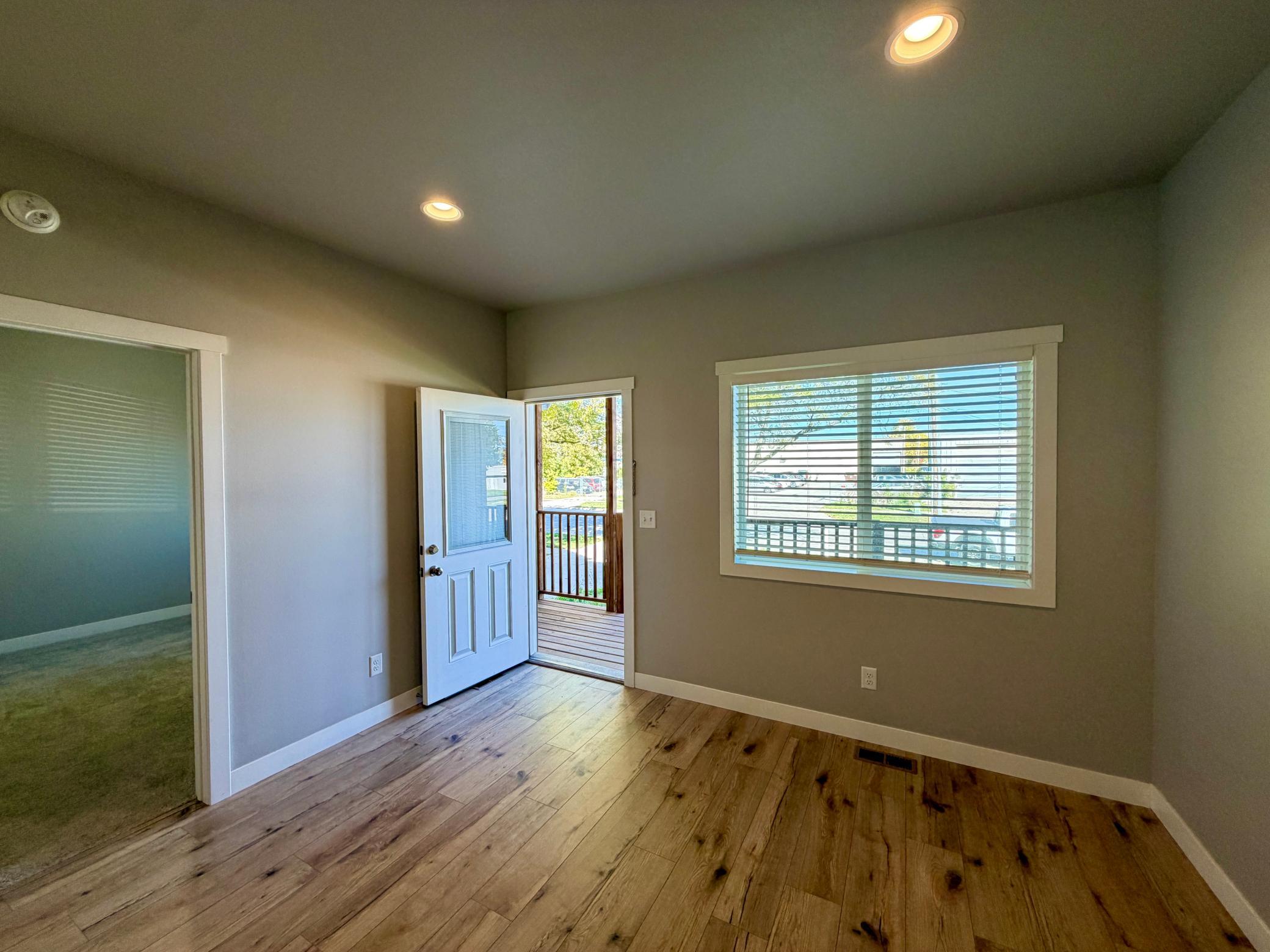 2022 townhouse for sale at 1412 1st Avenue S in Fargo, ND — 4 bed, 2 bath (photo 5 of 22)