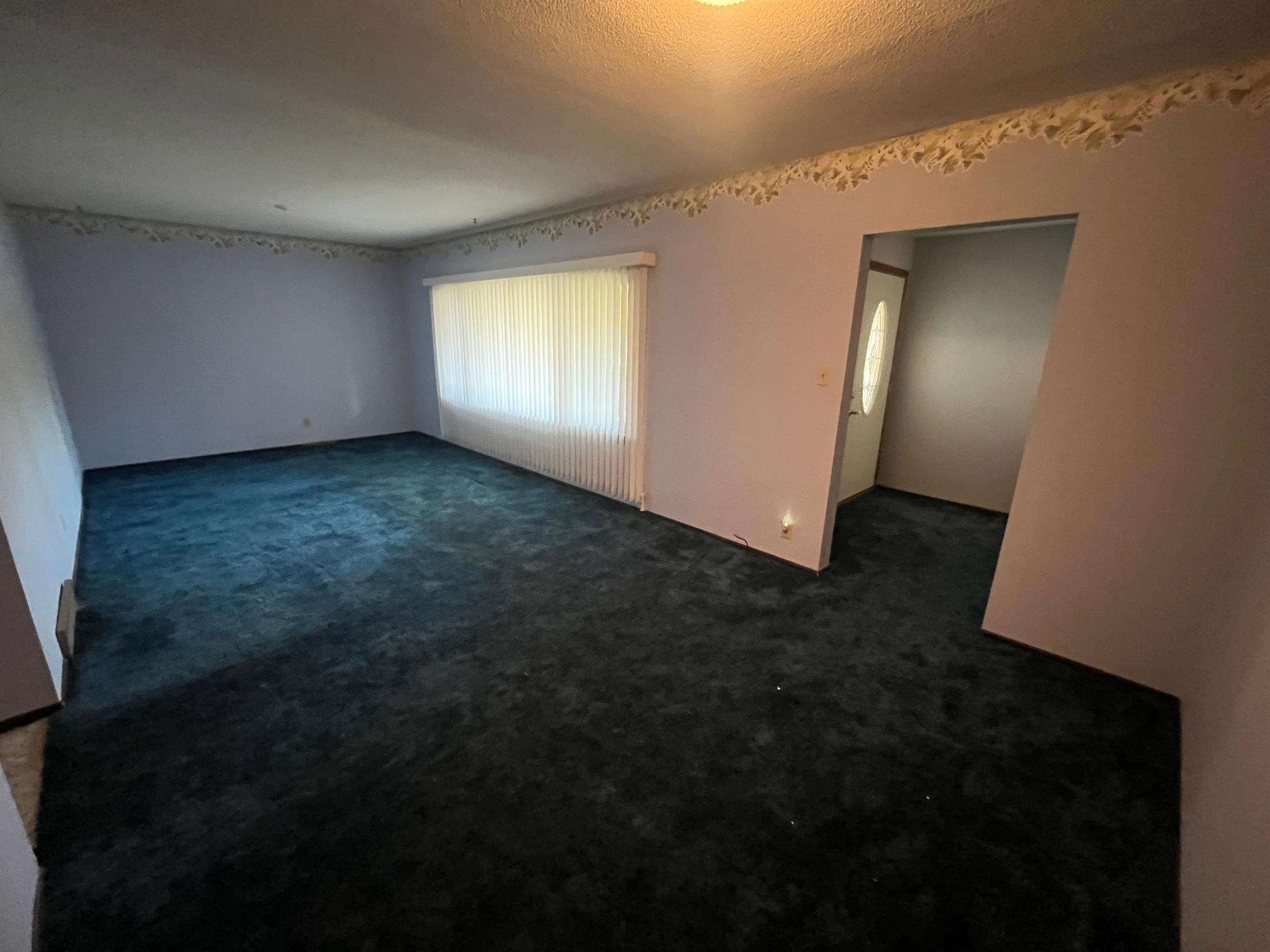 1900 single family home for sale at 125 5th Street S in Erskine, MN — 5 bed, 1 bath (photo 11 of 33)