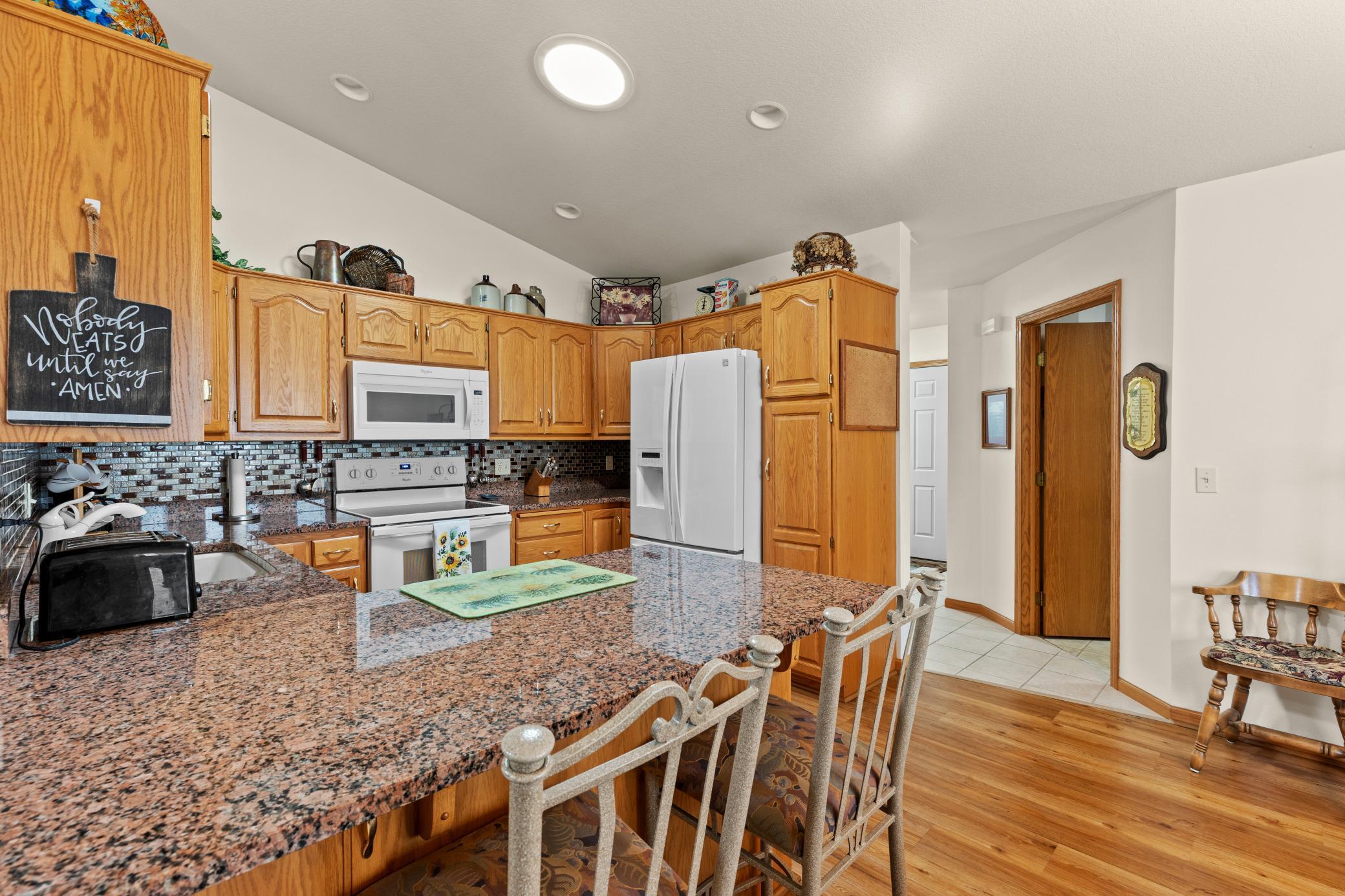 2002 single family home for sale at 2536 Woodridge Lane in Brainerd, MN — 3 bed, 2 bath (photo 2 of 26)