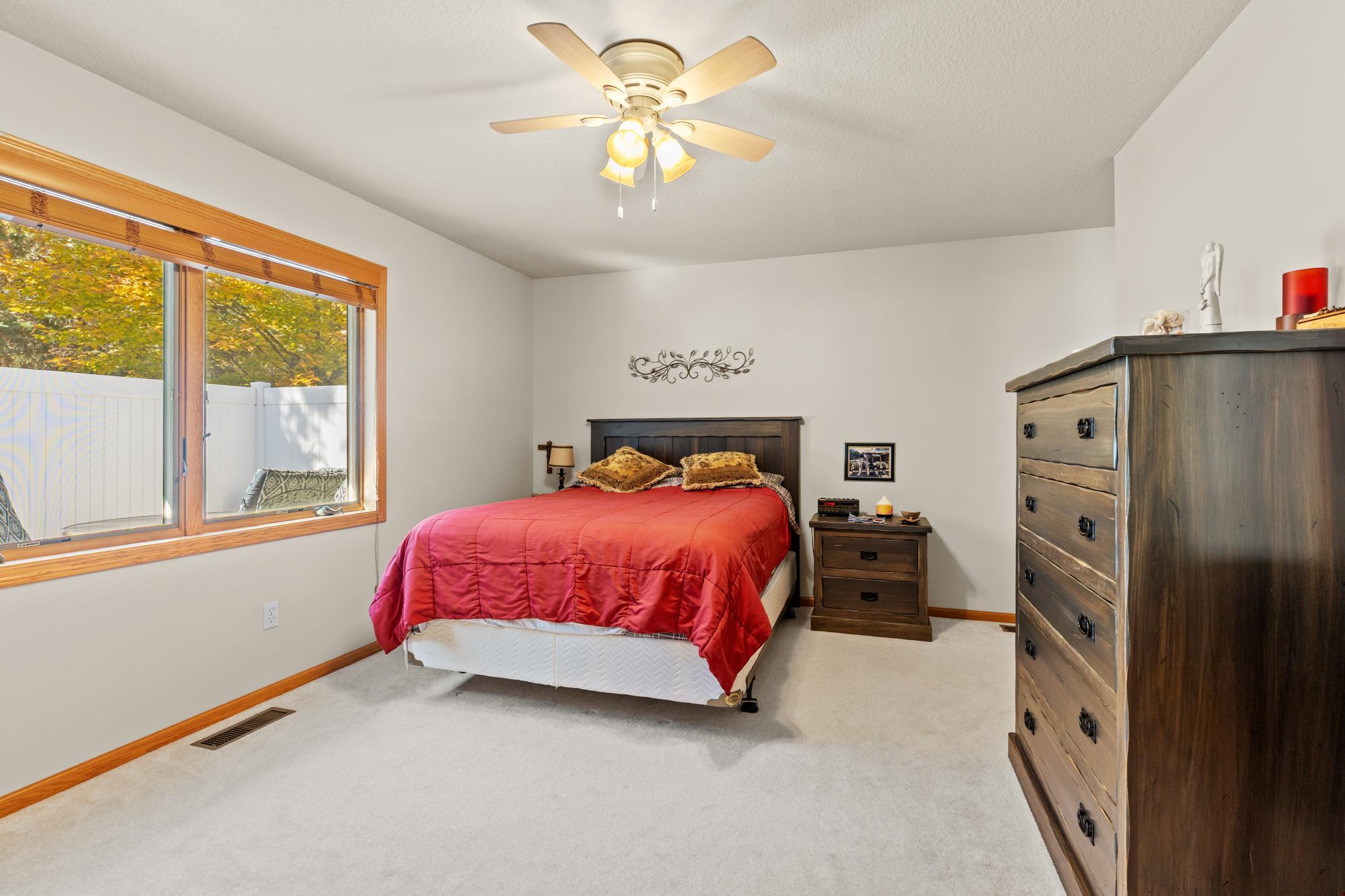 2002 single family home for sale at 2536 Woodridge Lane in Brainerd, MN — 3 bed, 2 bath (photo 11 of 26)