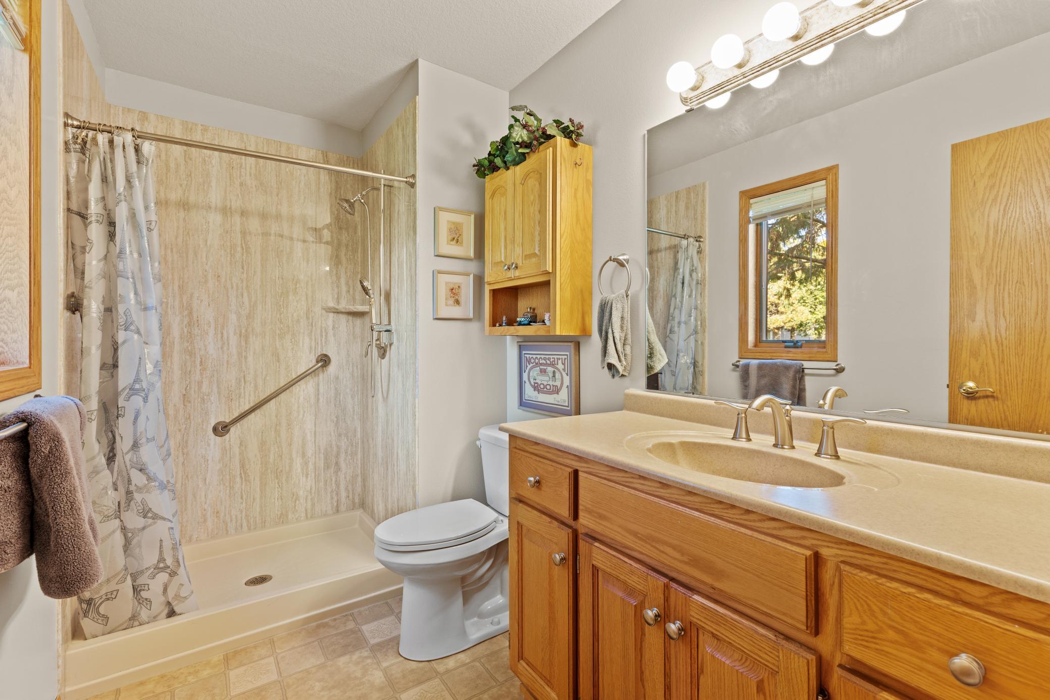 2002 single family home for sale at 2536 Woodridge Lane in Brainerd, MN — 3 bed, 2 bath (photo 15 of 26)