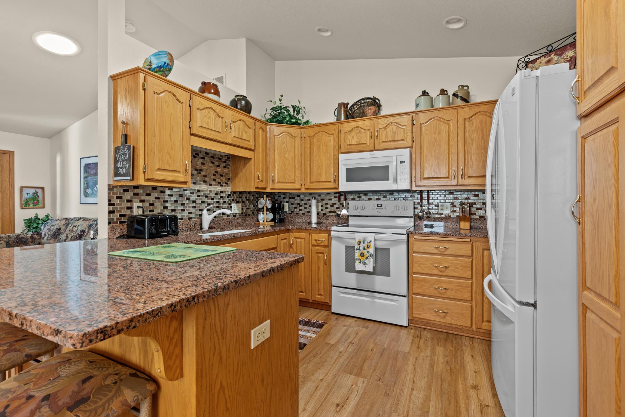 2002 single family home for sale at 2536 Woodridge Lane in Brainerd, MN — 3 bed, 2 bath (photo 3 of 26)