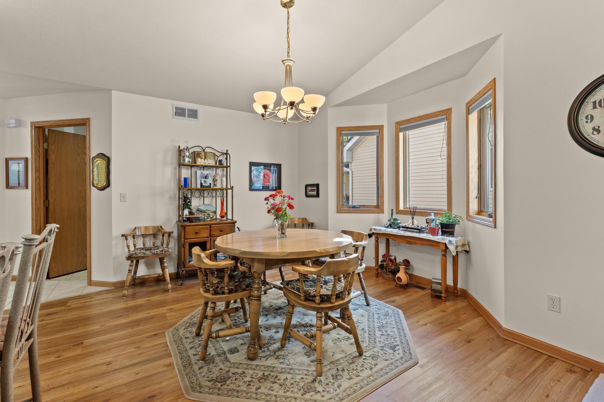 2002 single family home for sale at 2536 Woodridge Lane in Brainerd, MN — 3 bed, 2 bath (photo 5 of 26)