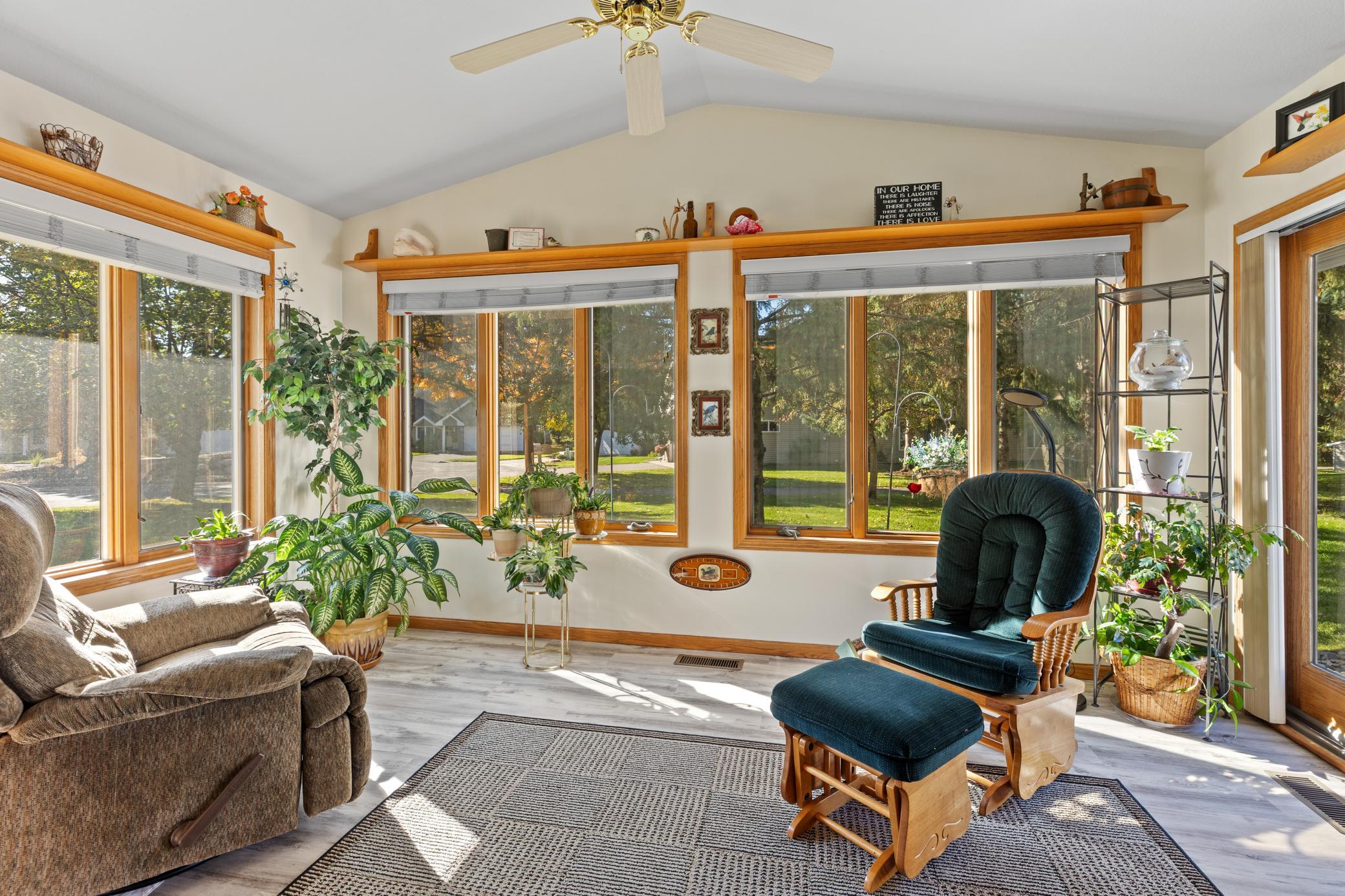 2002 single family home for sale at 2536 Woodridge Lane in Brainerd, MN — 3 bed, 2 bath (photo 8 of 26)