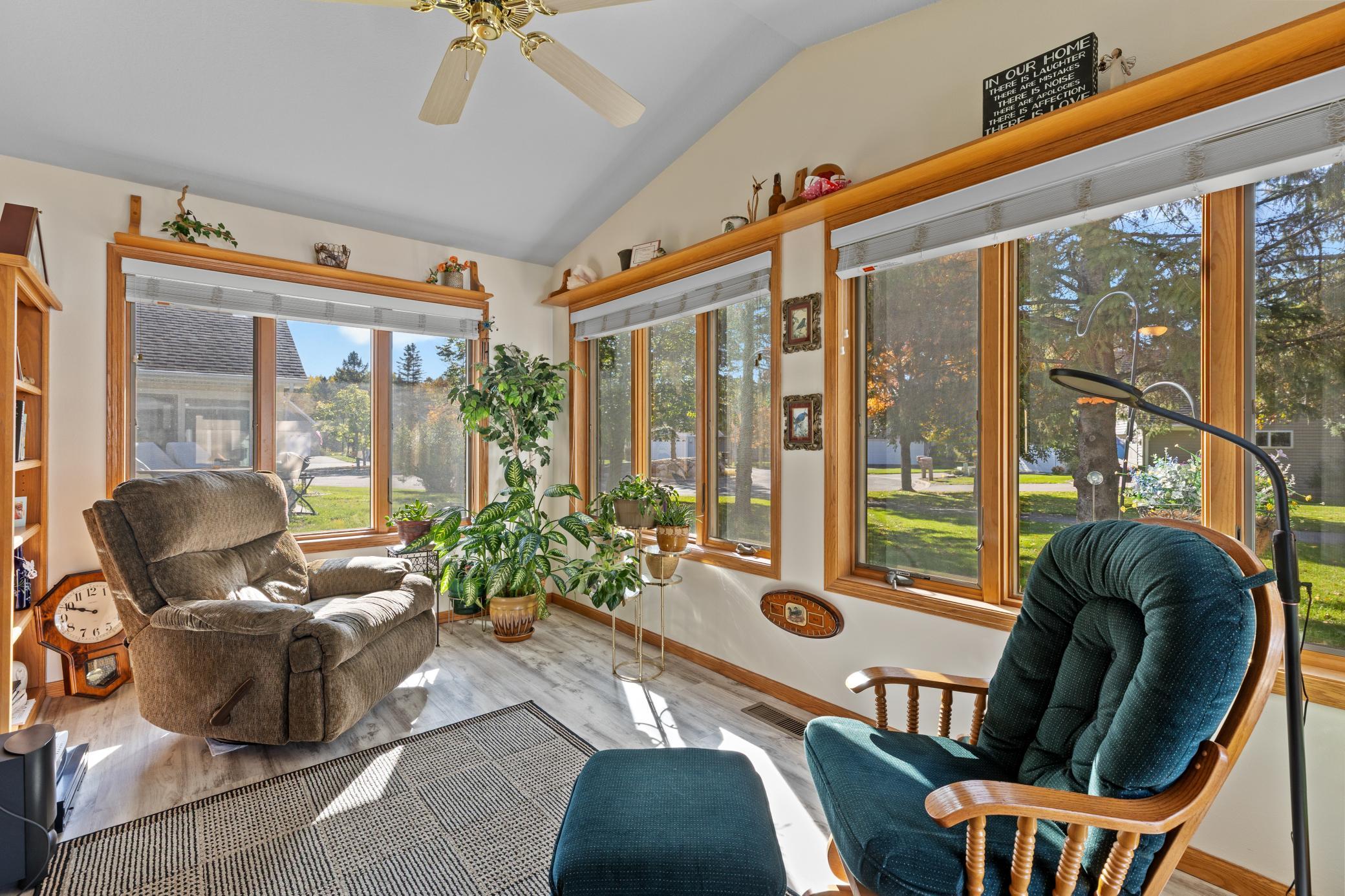 2002 single family home for sale at 2536 Woodridge Lane in Brainerd, MN — 3 bed, 2 bath (photo 9 of 26)