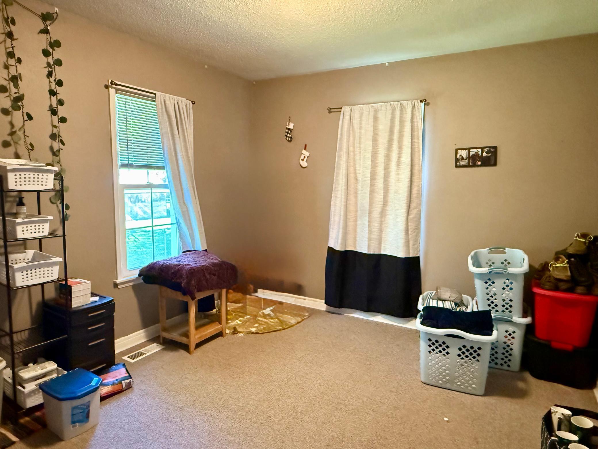 1900 single family home for sale at 14 W Oak Street in Osakis, MN — 2 bed, 1 bath (photo 17 of 23)