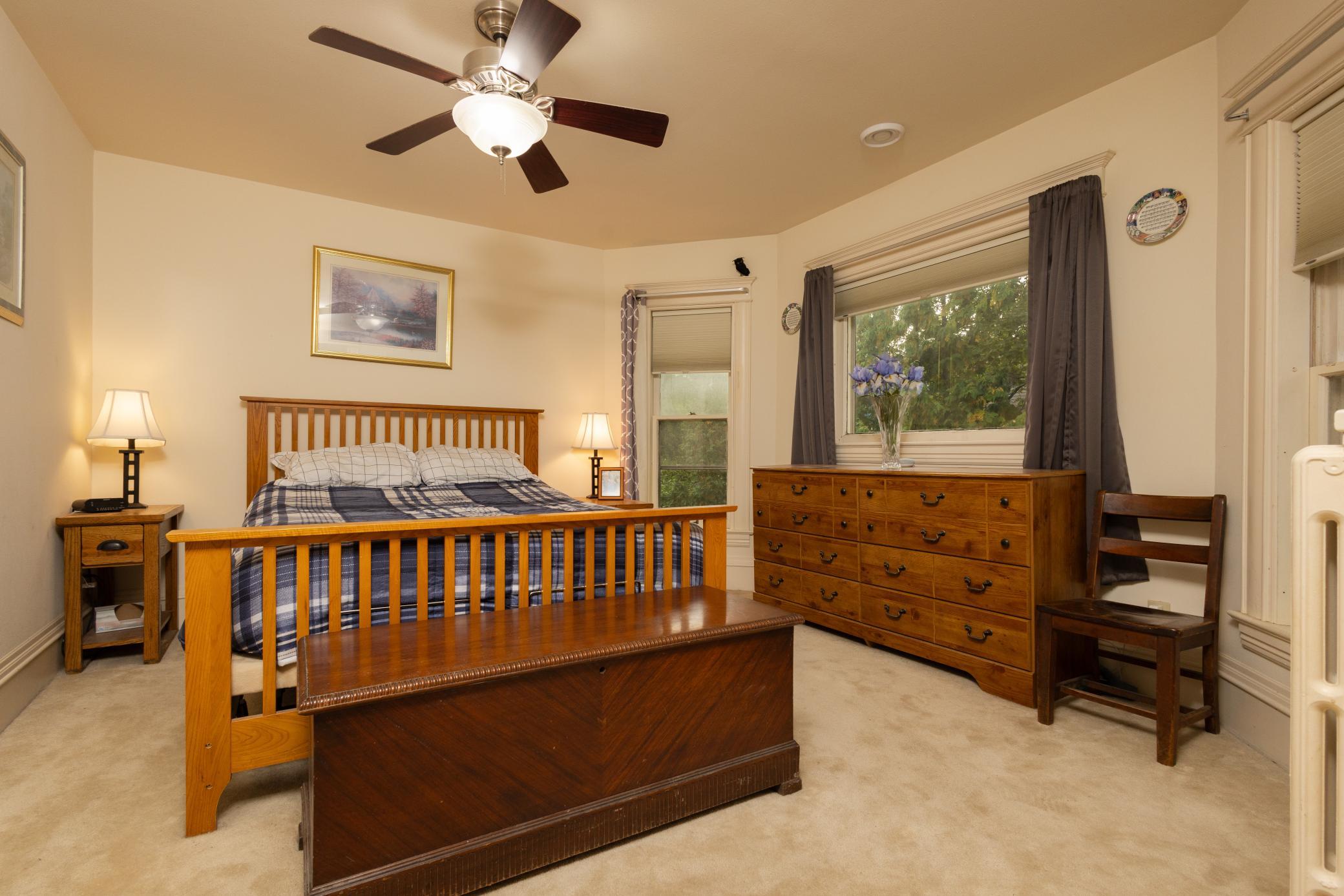 1902 single family home for sale at 504 E Lakeside Drive in Fergus Falls, MN — 4 bed, 4 bath (photo 28 of 79)