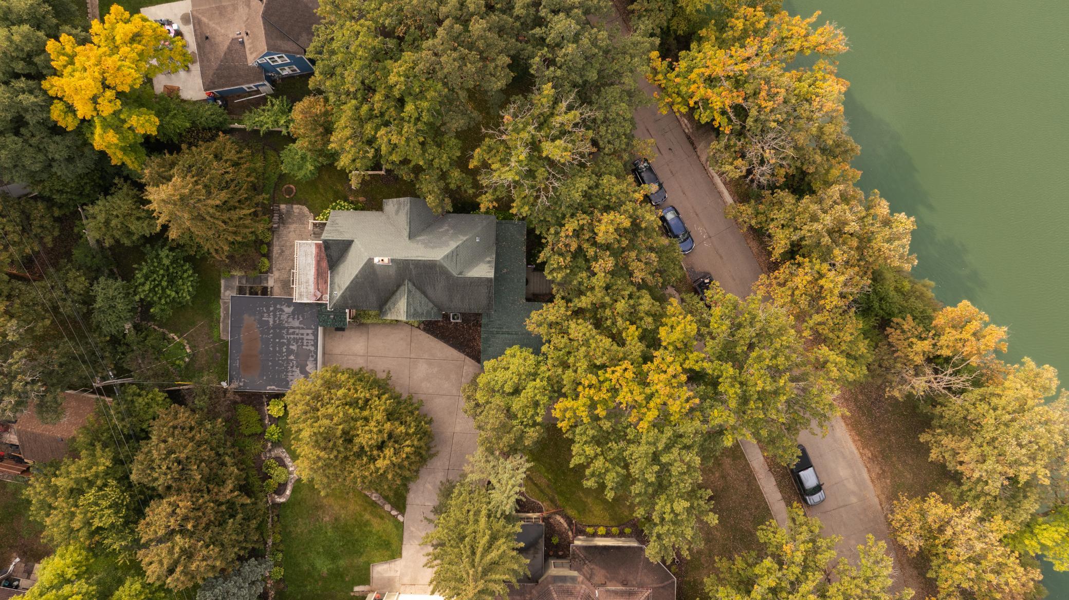 1902 single family home for sale at 504 E Lakeside Drive in Fergus Falls, MN — 4 bed, 4 bath (photo 56 of 79)