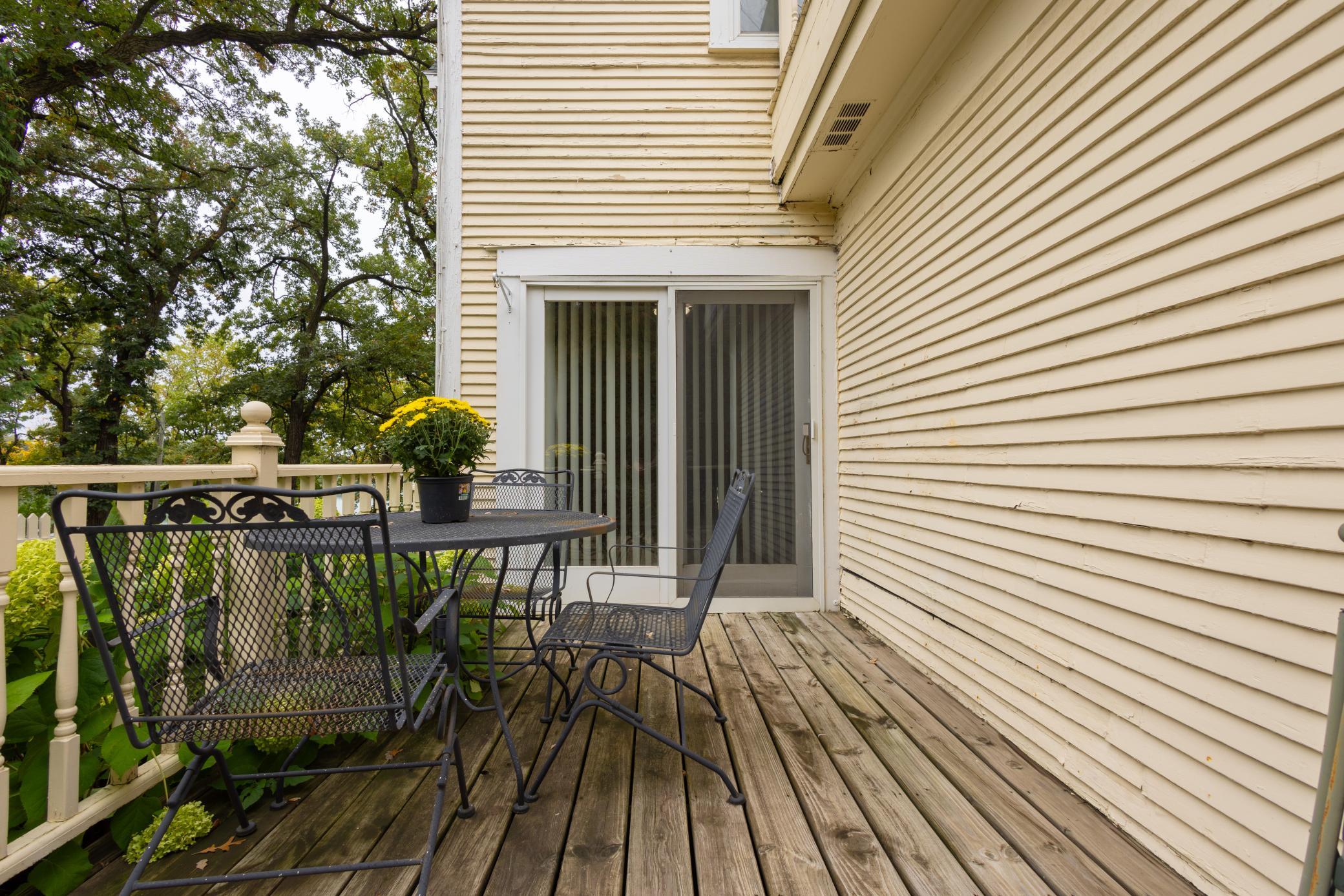 1902 single family home for sale at 504 E Lakeside Drive in Fergus Falls, MN — 4 bed, 4 bath (photo 68 of 79)