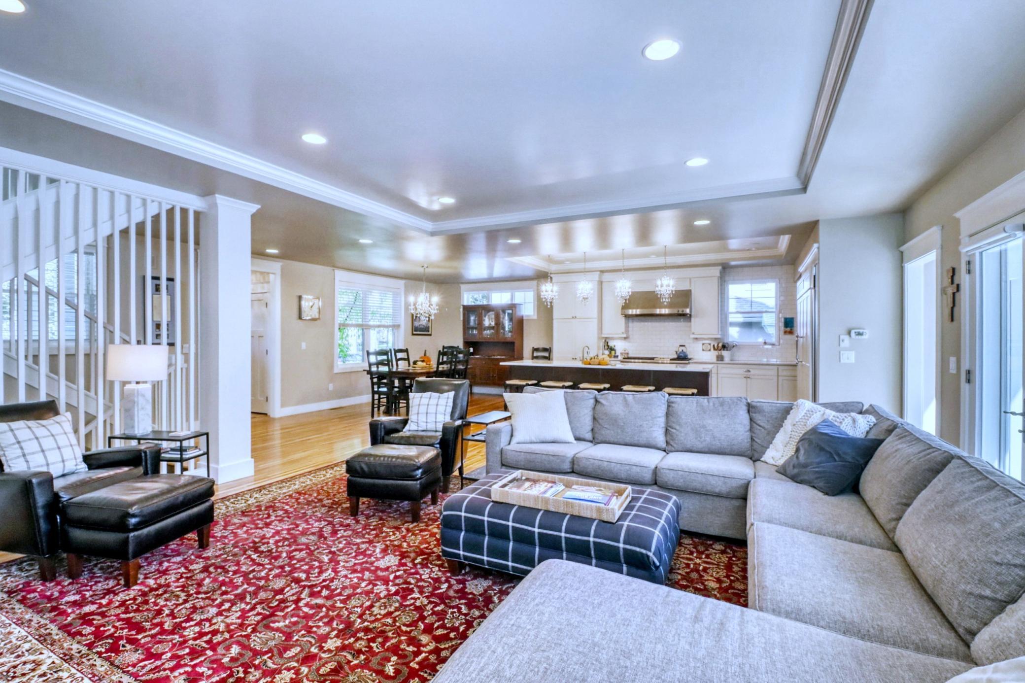 2014 single family home for sale at 910 8th Street S in Fargo, ND — 6 bed, 5 bath (photo 24 of 73)