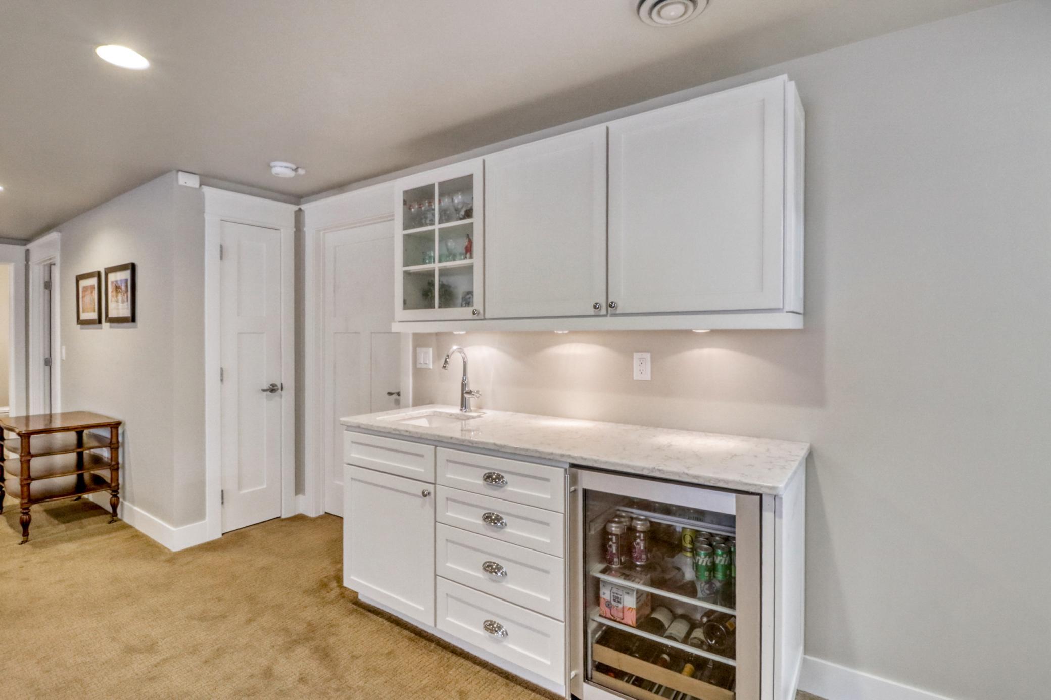 2014 single family home for sale at 910 8th Street S in Fargo, ND — 6 bed, 5 bath (photo 58 of 73)