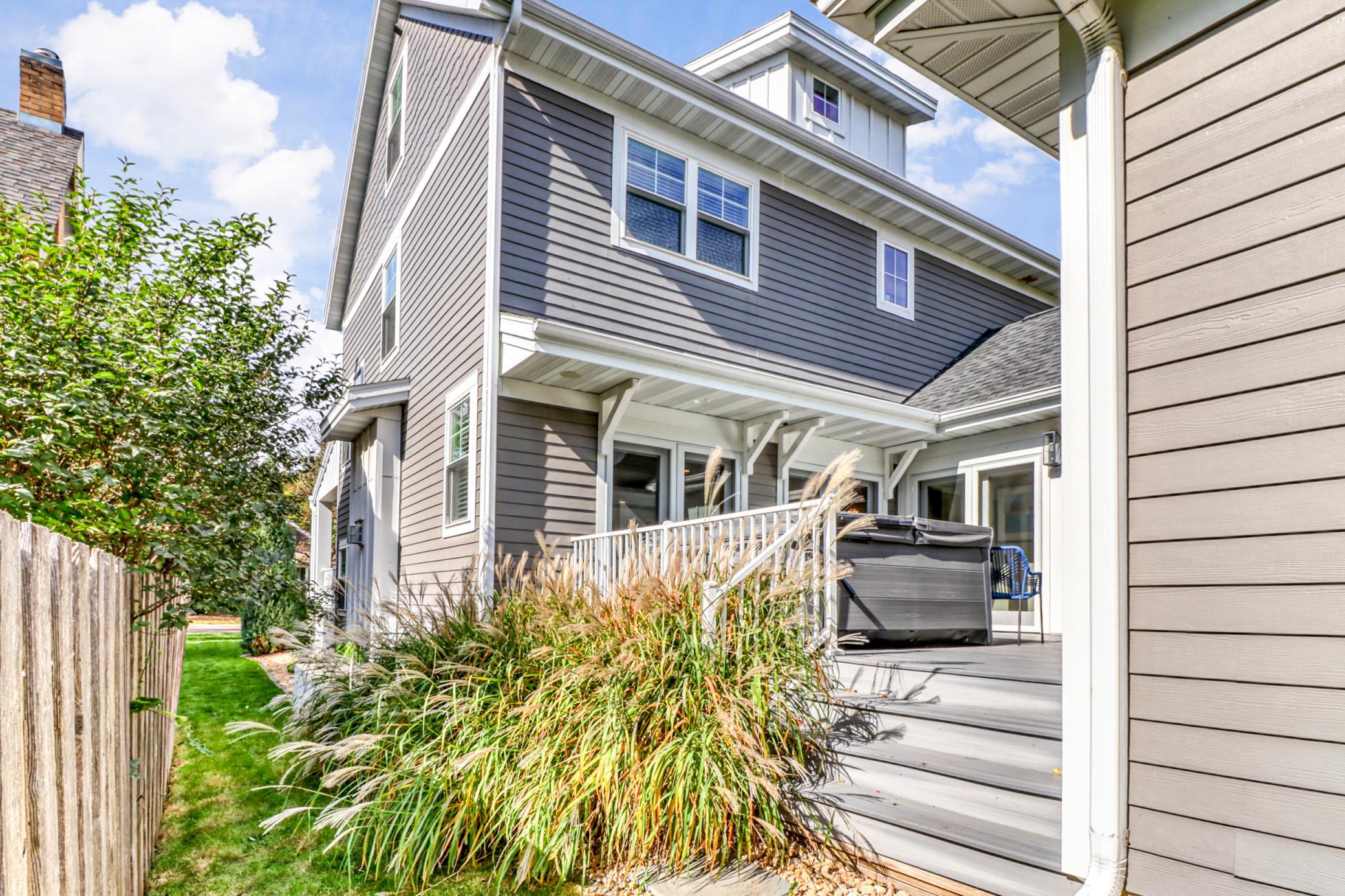 2014 single family home for sale at 910 8th Street S in Fargo, ND — 6 bed, 5 bath (photo 62 of 73)