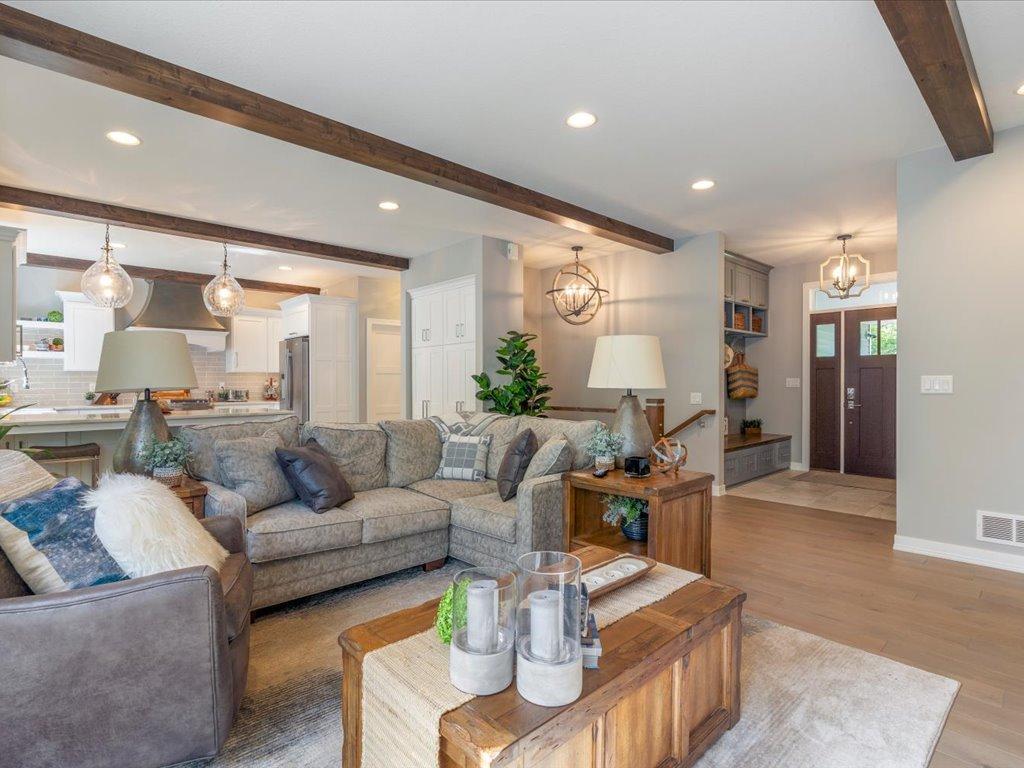 2001 single family home for sale at 14023 Hummingbird Drive in Park Rapids, MN — 4 bed, 3 bath (photo 14 of 64)
