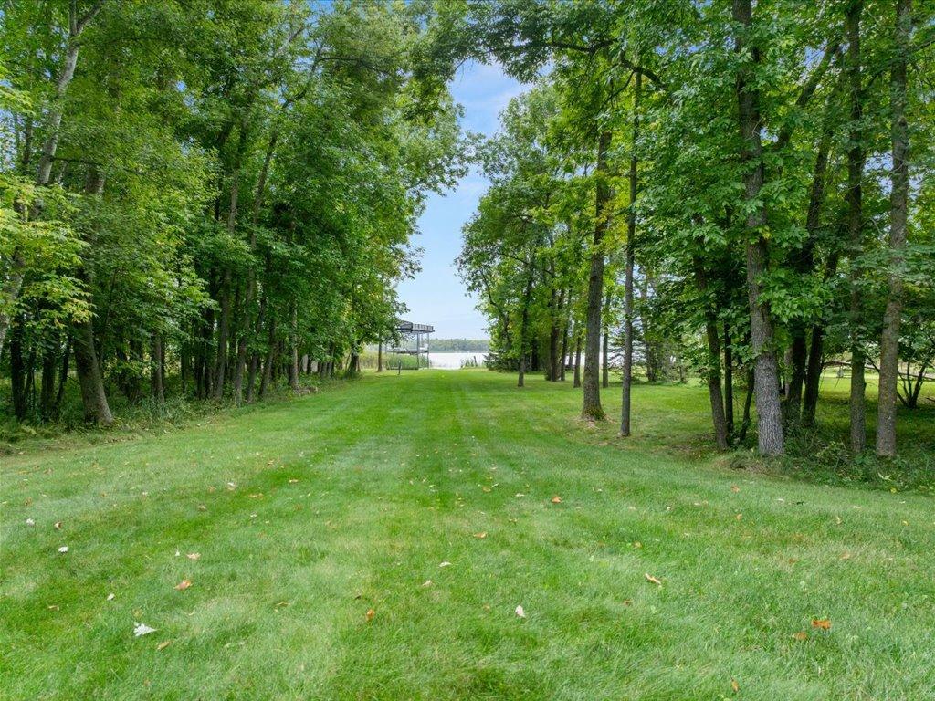 2001 single family home for sale at 14023 Hummingbird Drive in Park Rapids, MN — 4 bed, 3 bath (photo 4 of 64)