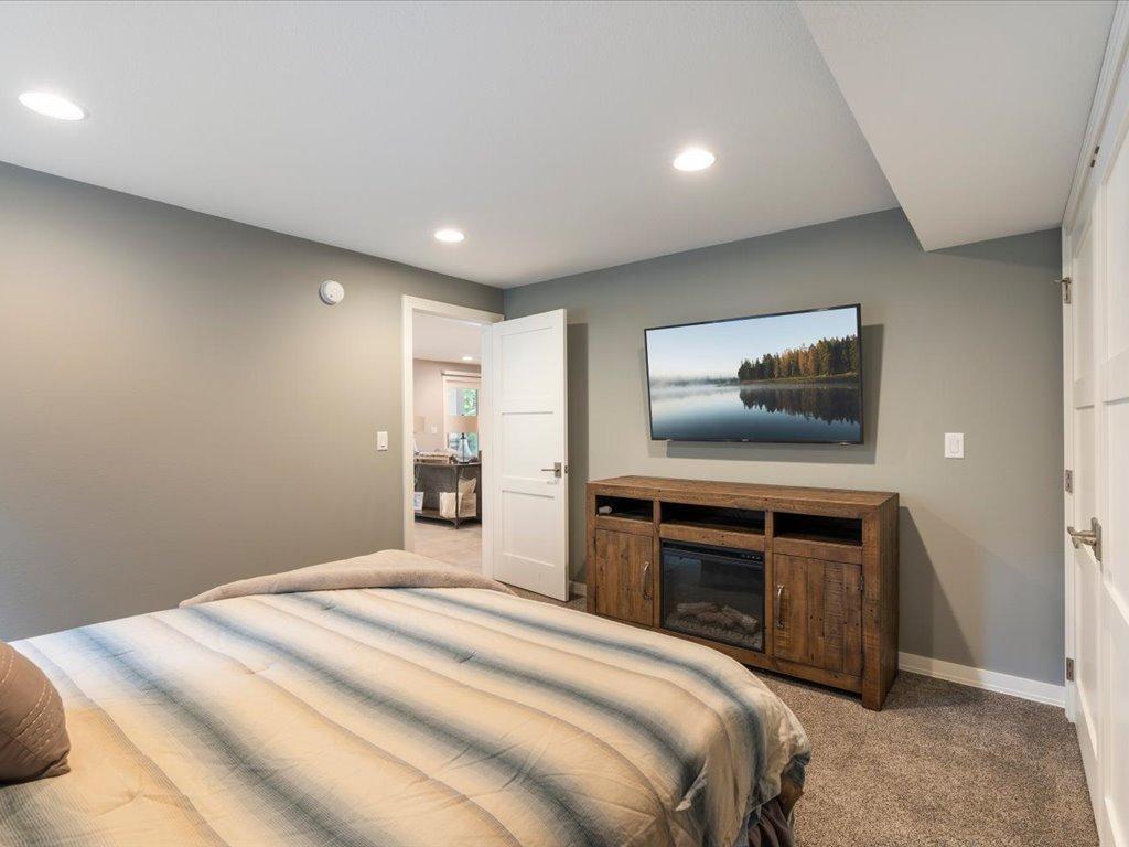 2001 single family home for sale at 14023 Hummingbird Drive in Park Rapids, MN — 4 bed, 3 bath (photo 38 of 64)