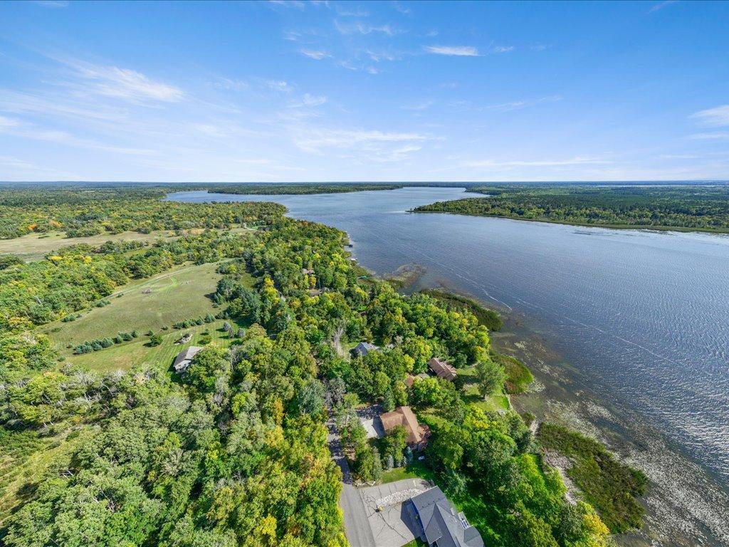 2001 single family home for sale at 14023 Hummingbird Drive in Park Rapids, MN — 4 bed, 3 bath (photo 60 of 64)