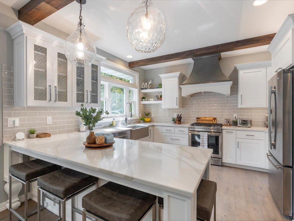 2001 single family home for sale at 14023 Hummingbird Drive in Park Rapids, MN — 4 bed, 3 bath (photo 7 of 64)